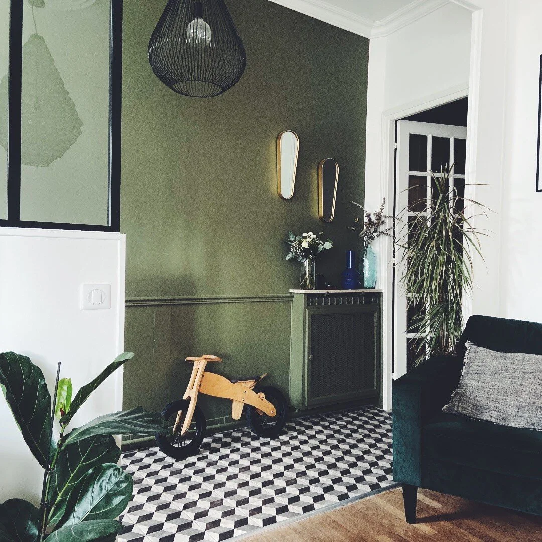 &bull;&bull;&bull; HOME &bull;&bull;&bull;

C'est finalement ici que tout a commenc&eacute;, dans cette mancelle(habitation typique du Mans) achet&eacute;e il y'a maintenant 3 ans.
Nous avons partiellement r&eacute;nov&eacute; la maison, car il &eacu