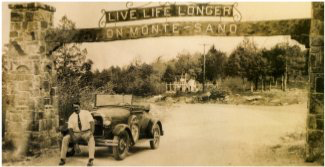 Stone Archway, Mountain Heights Development Co. Photo courtesy of Walter Glenn.