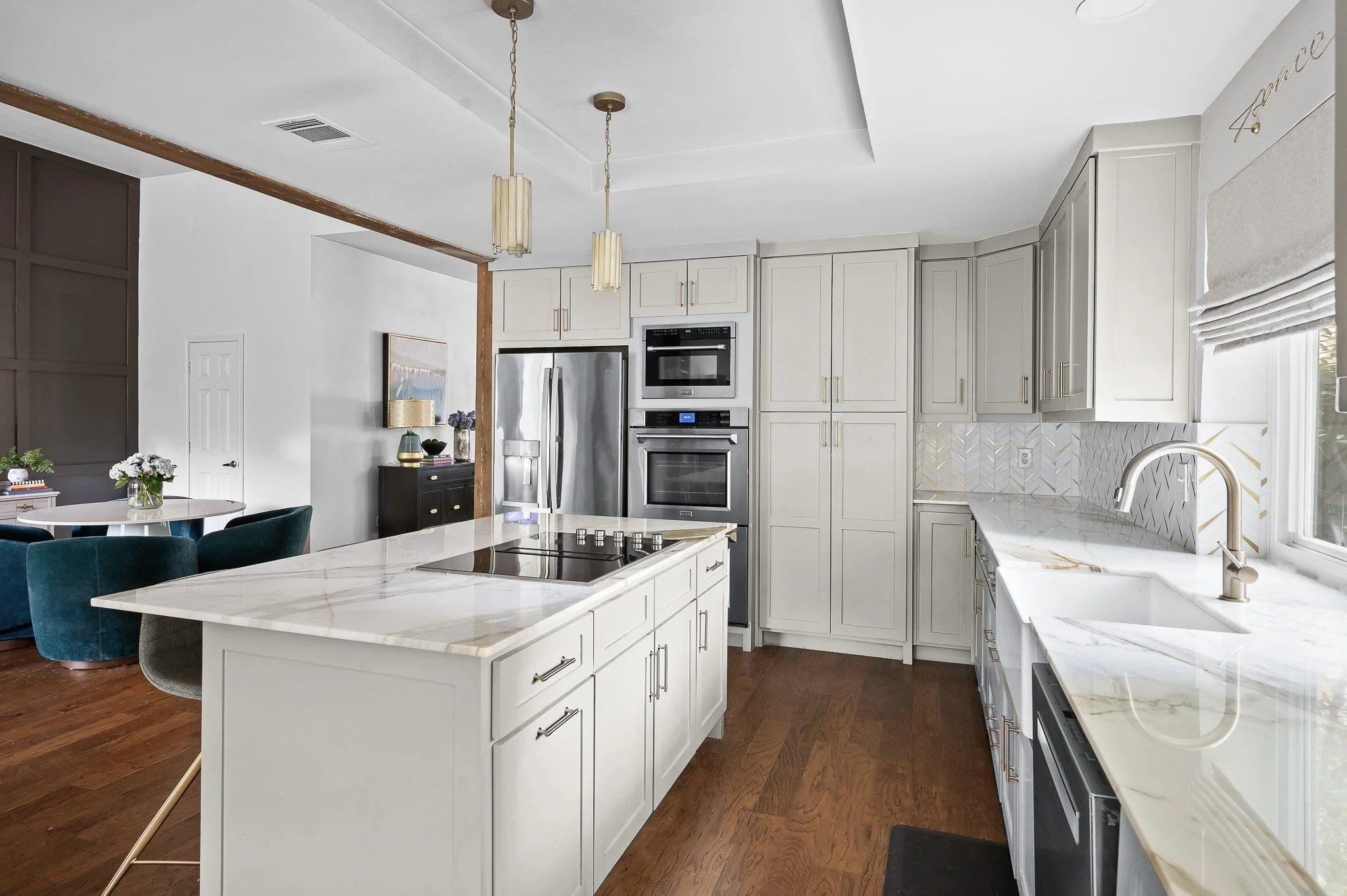 HOT MODERN GLAM PT. 4 - KITCHEN/BREAKFAST NOOK