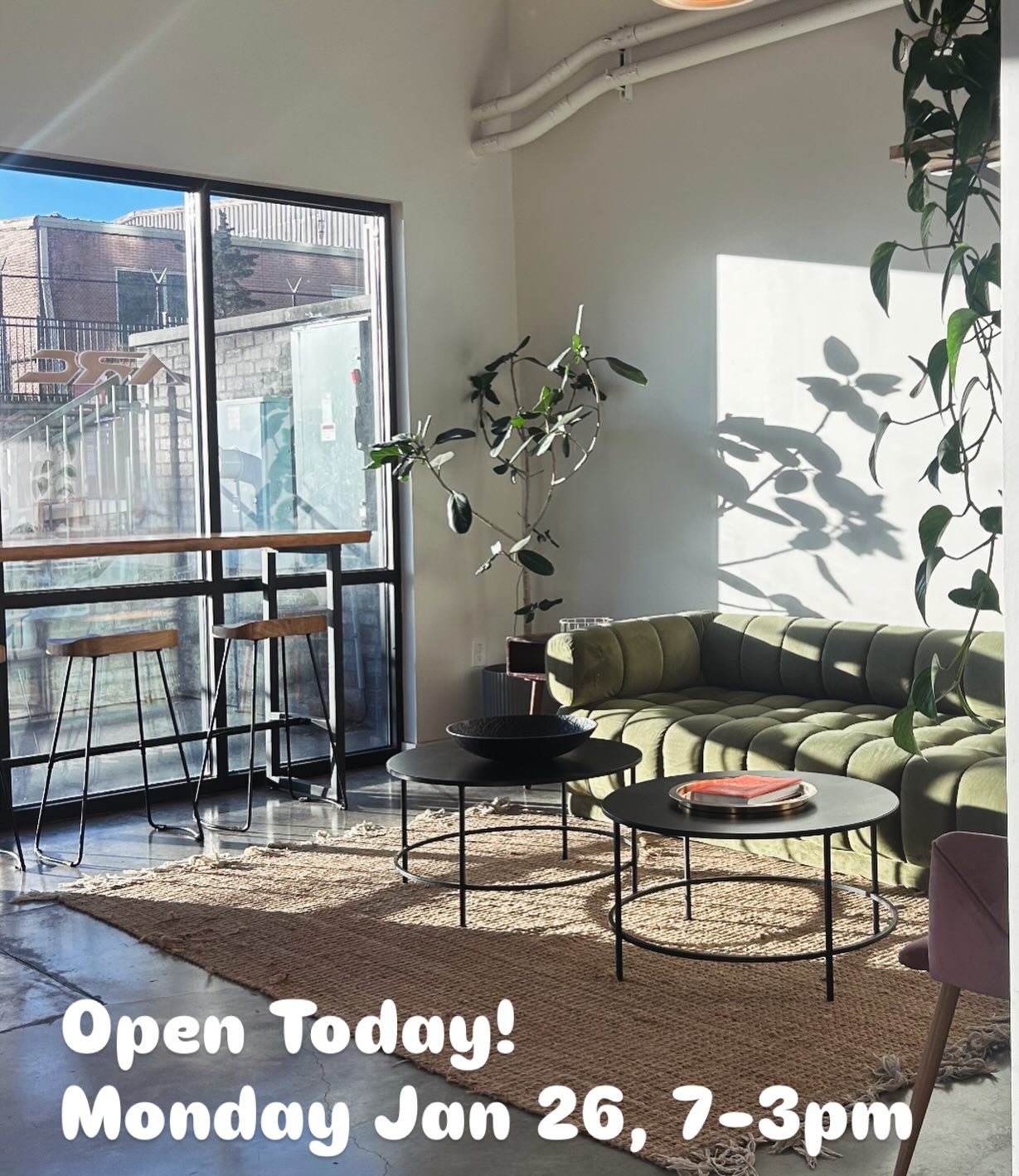 Morning neighbors! Shop is open and serving our full menu. 7am-3pm

See ya soon!