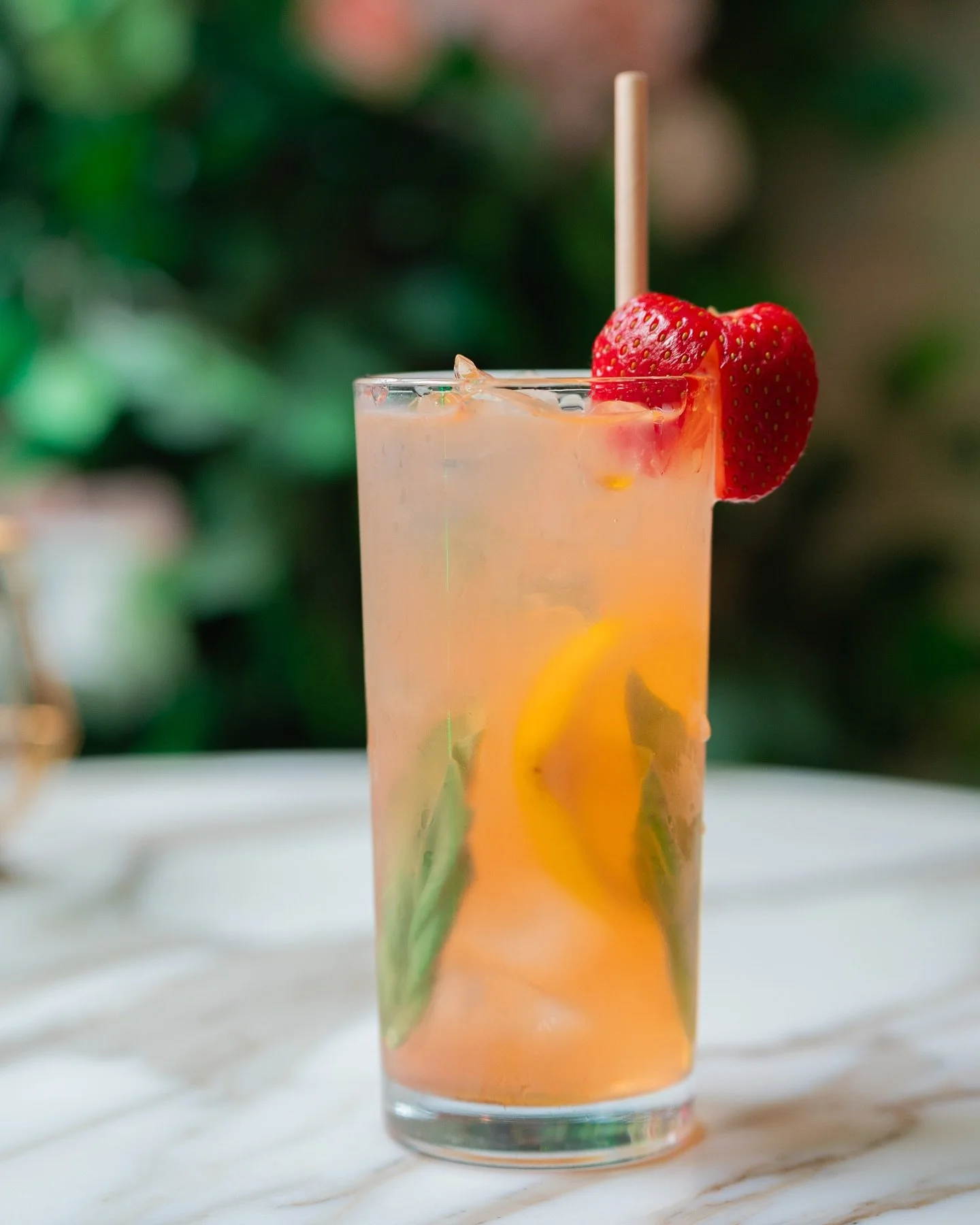 Nothing says Sunday funday like pop-up shops and 50% Strawberry Basil Lemonades from 12pm - 6pm! Looking for a little extra chill infuse any drink with CBD! Need a little pick me up? Ask about our Euphoria infusion! See you today! 

#lafleur #eastvil