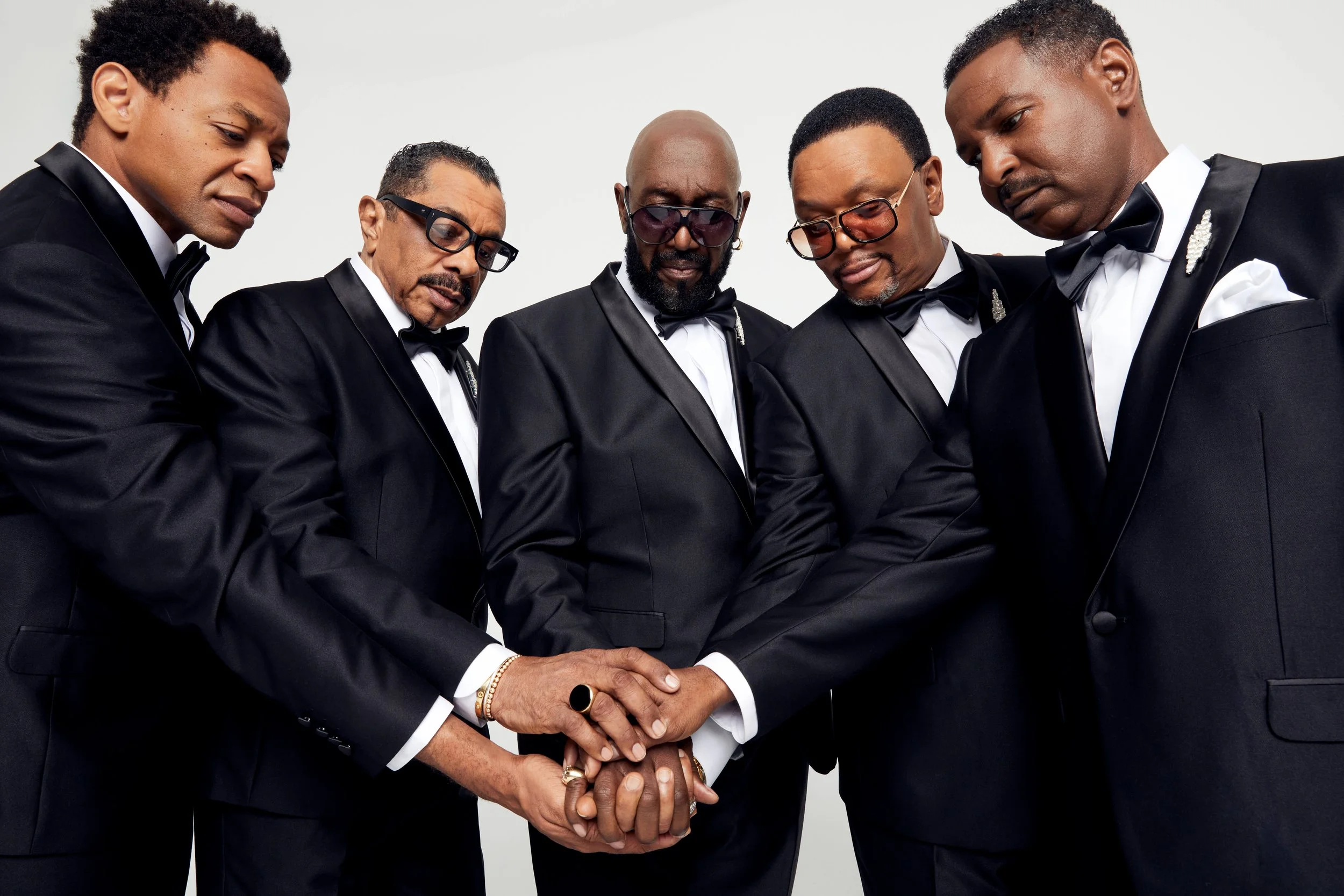 vision-de-lanier-universal-music-20210928_SCOTTLEON_TEMPTATIONS_GROUP_LOOK1_0175.jpg