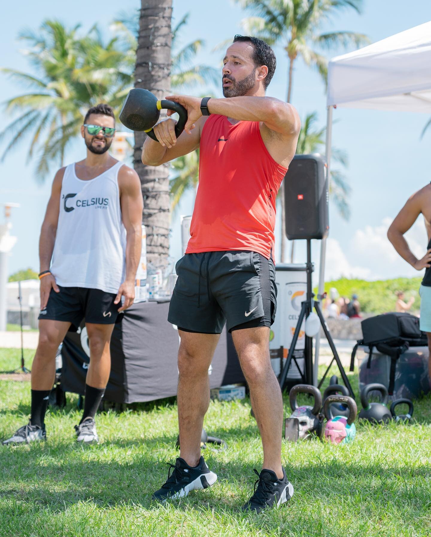 In my element.. teaching what I love to teach.. to a group of individuals hungry to learn and move.. on a beautiful Sunday in Miami. Does it get better than this? 

I&rsquo;m a little late with this one 😅 but a huge THANK YOU to @305kettlebellclub f