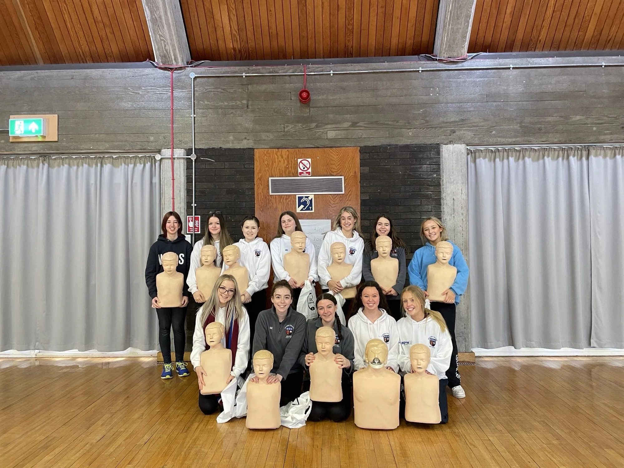 Sixth Form students complete the St John Ambulance - Essential First ...
