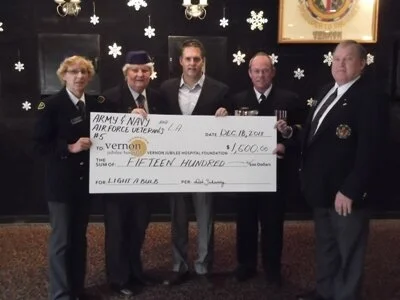 Army, Navy Airforce Veterans & Ladies' Auxiliary #5 Donate to Light a Bulb