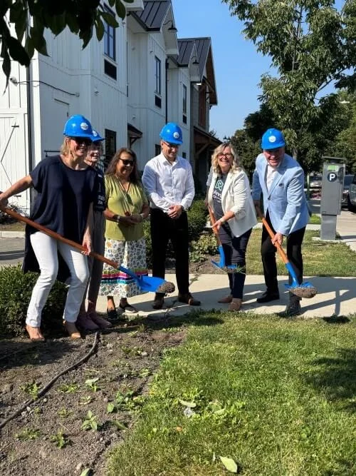 JoeAnnasHouse-groundbreaking (1).jpg