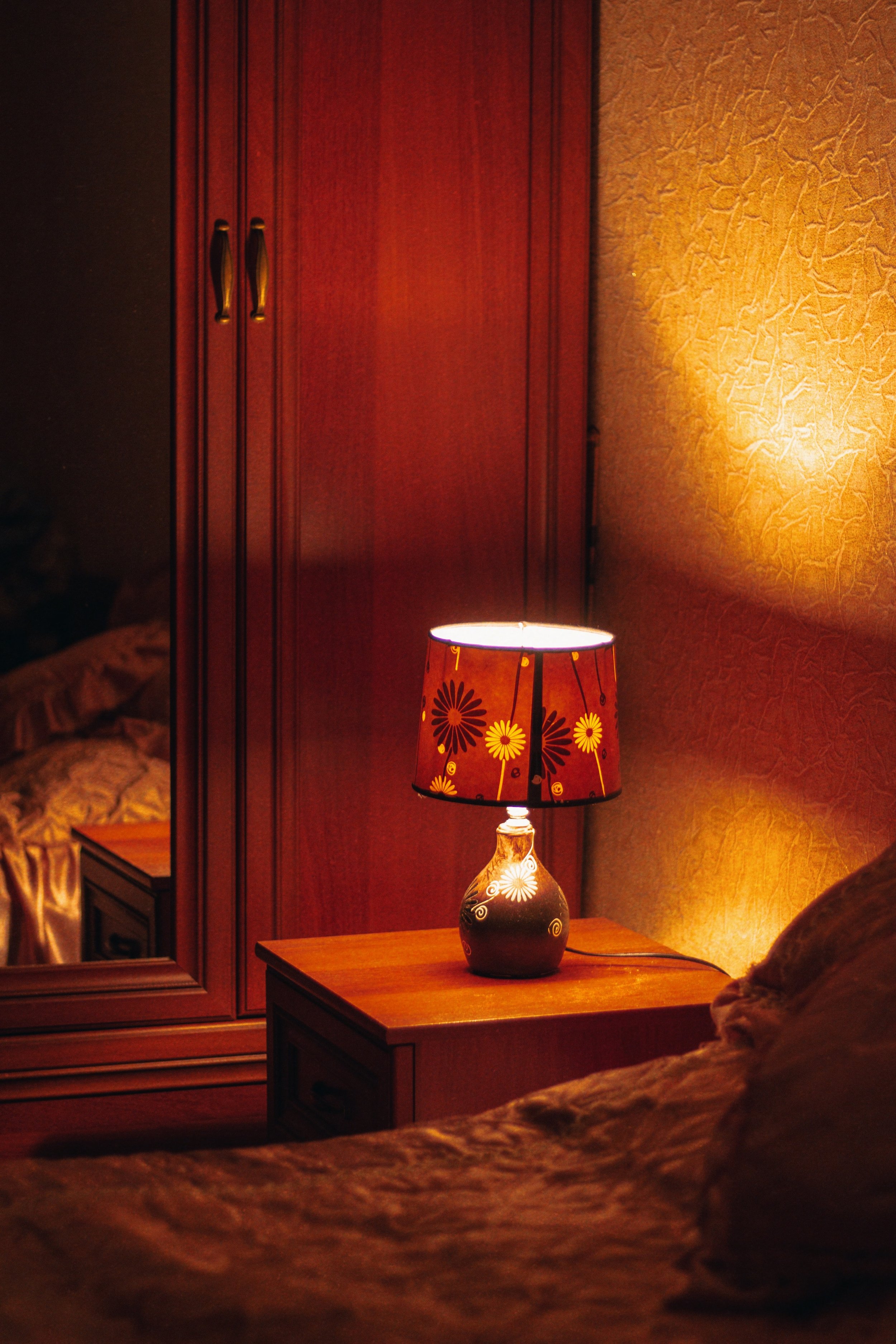 The Secret Ingredient All Cozy Rooms Have in Common