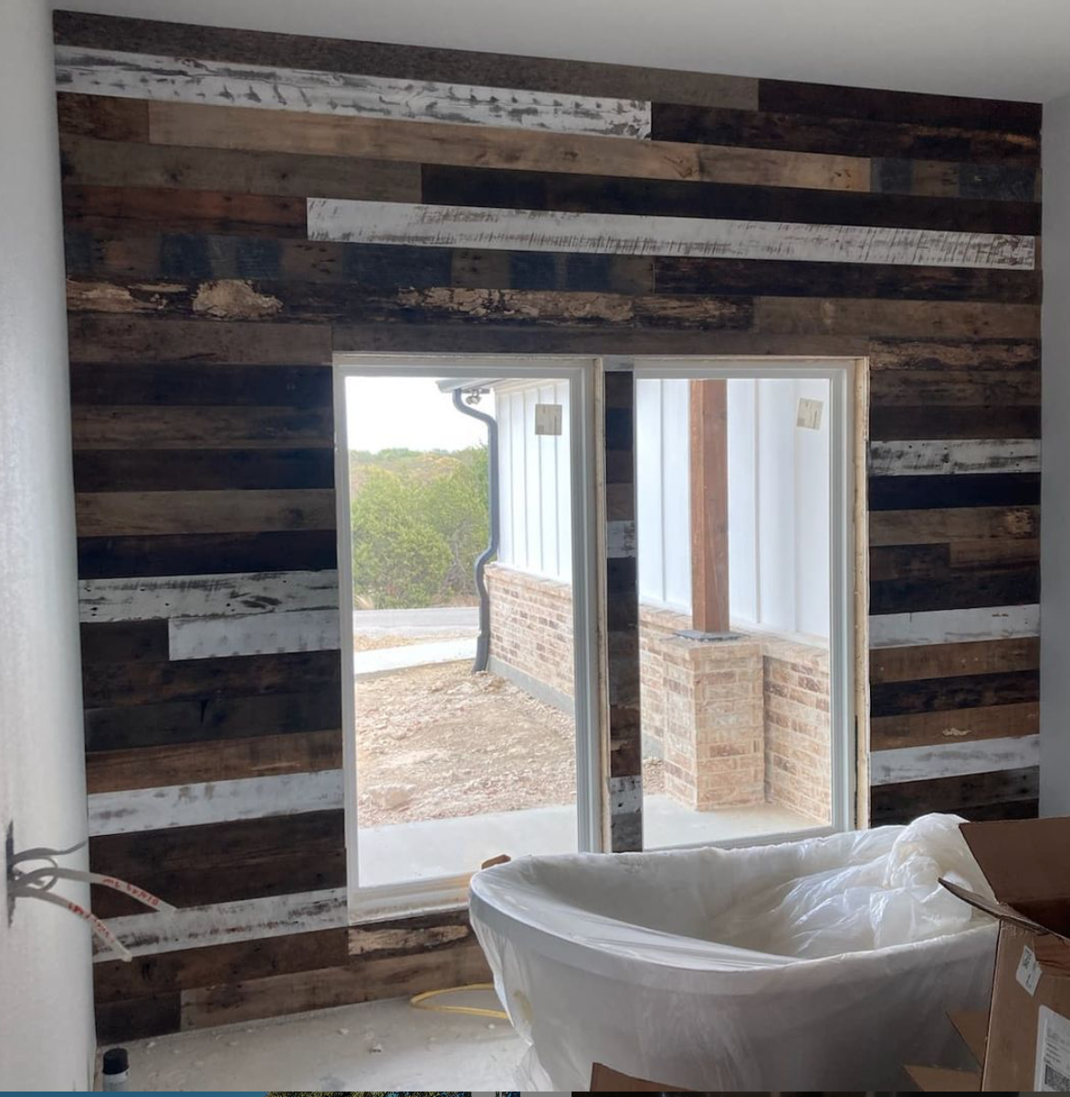 Mixed Colors Reclaimed Wood Wall