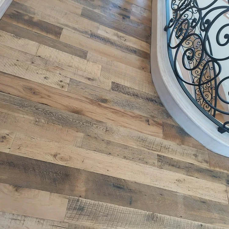 barnwood_flooring_2.webp
