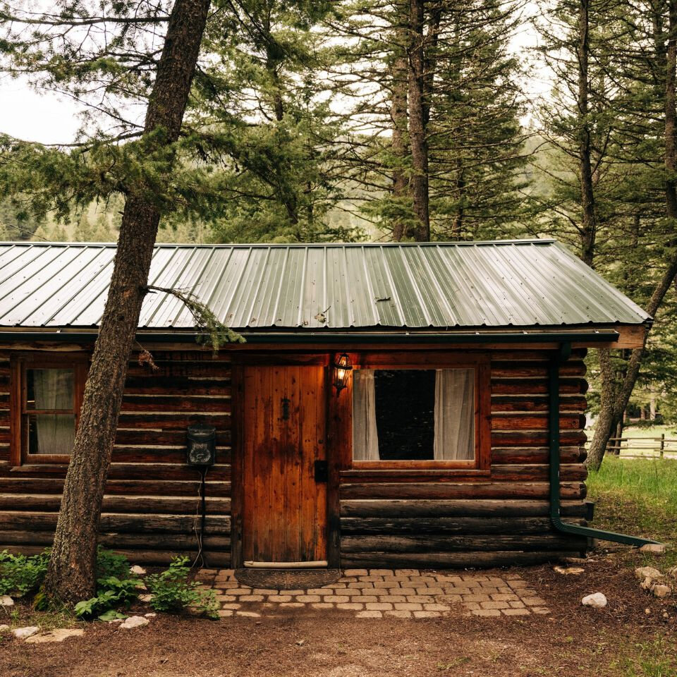 T H E  C A B I N 🪵🌲

The back patio of the cabin is a hidden gem of the property. On drizzly days, the pitter-patter of the tin roof gives the coziest feel while protecting you from rain, making it an excellent place to...

✍️ Sign your marriage li
