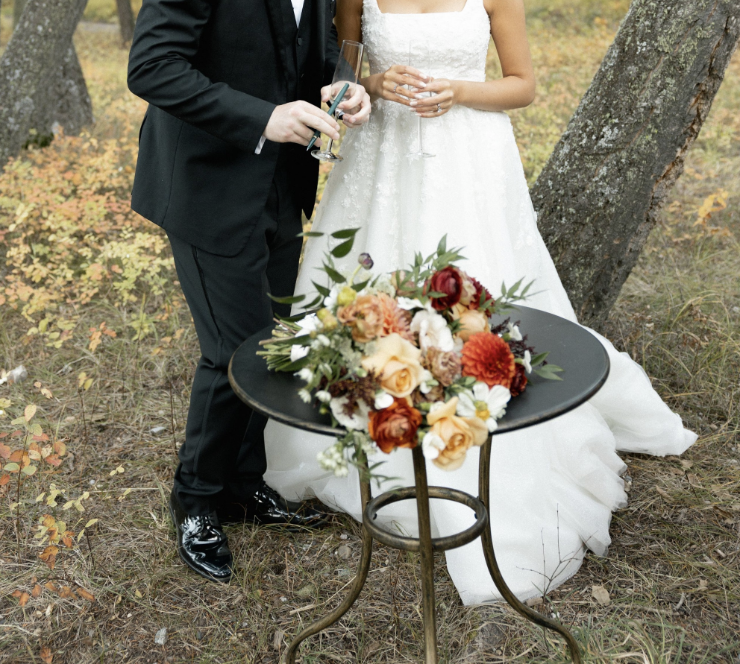 Gold Distressed Ceremony Table