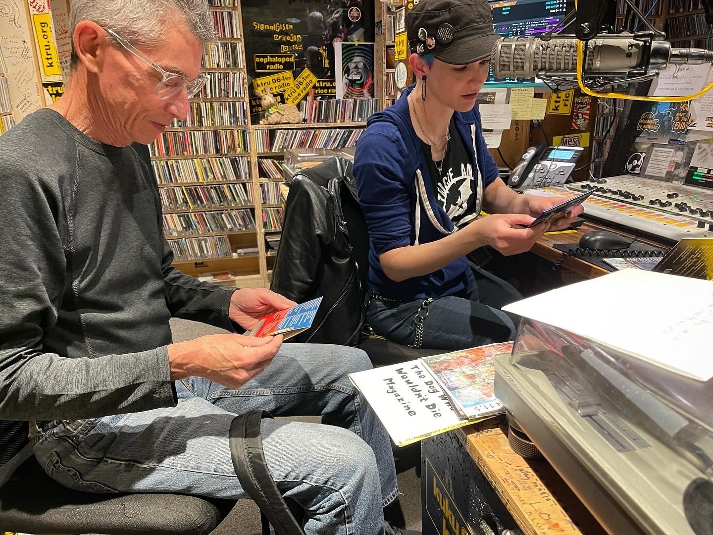 Bob and DJ shabs spin cia tracks on Ktru rice radio’s mutant hardcore flower hour