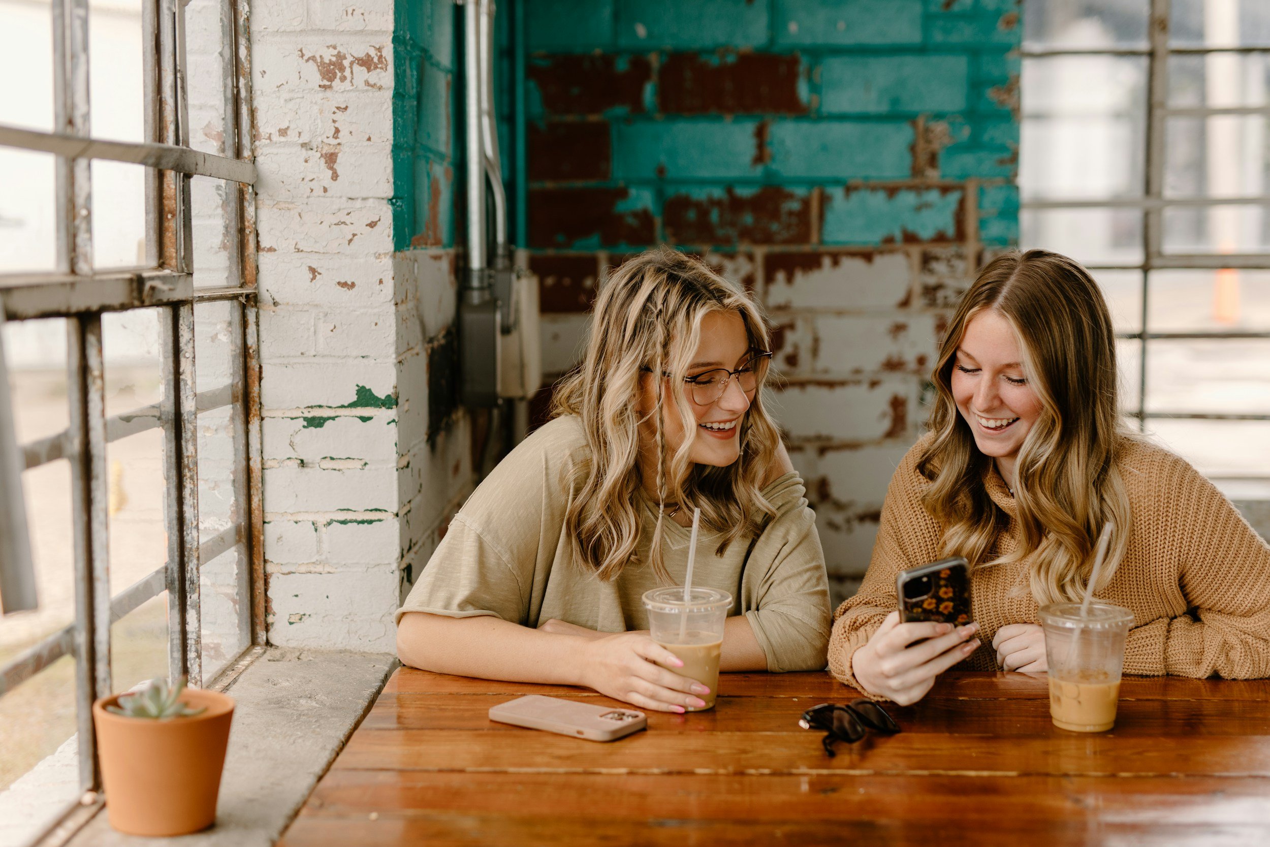 Support for Teen Girls: A Summer Group to Build Confidence and Manage Social Anxiety