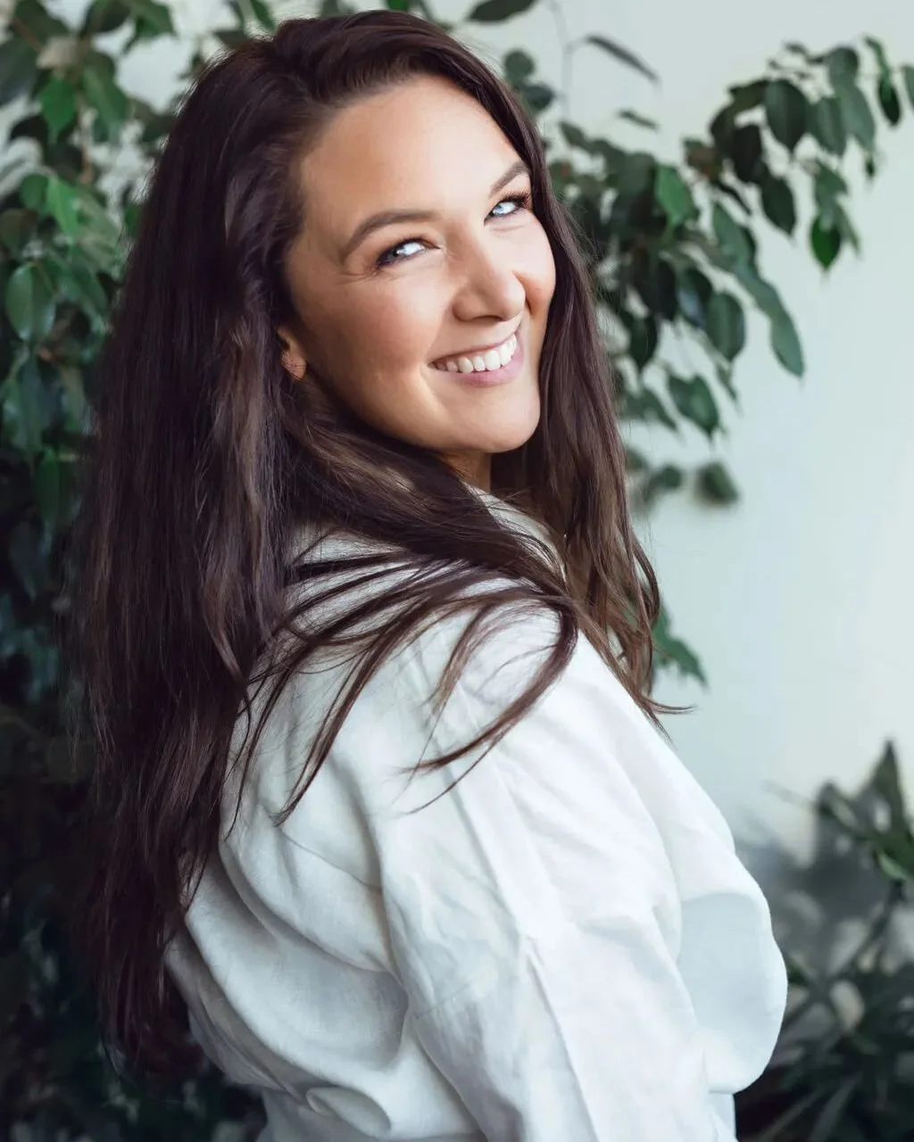 NURTURING + KIND :: Two words which describe our Founder, Jayde 💛
Would you agree??
Jayde believes holding space, providing a safe space for vulnerability, is the greatest thing that anyone could ever do for another soul.
We may be a little biase