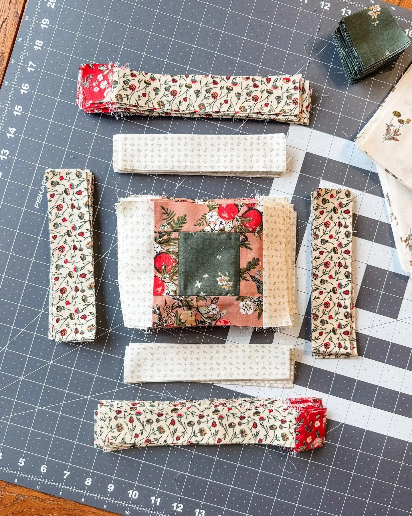 My #agfspruce version of my upcoming #cloverandmagnoliaquilt pattern is starting to come together!

This stage can feel a little like a puzzle&mdash;figuring out how all the pieces will work and watching the design take shape.

Quilting has a way of 