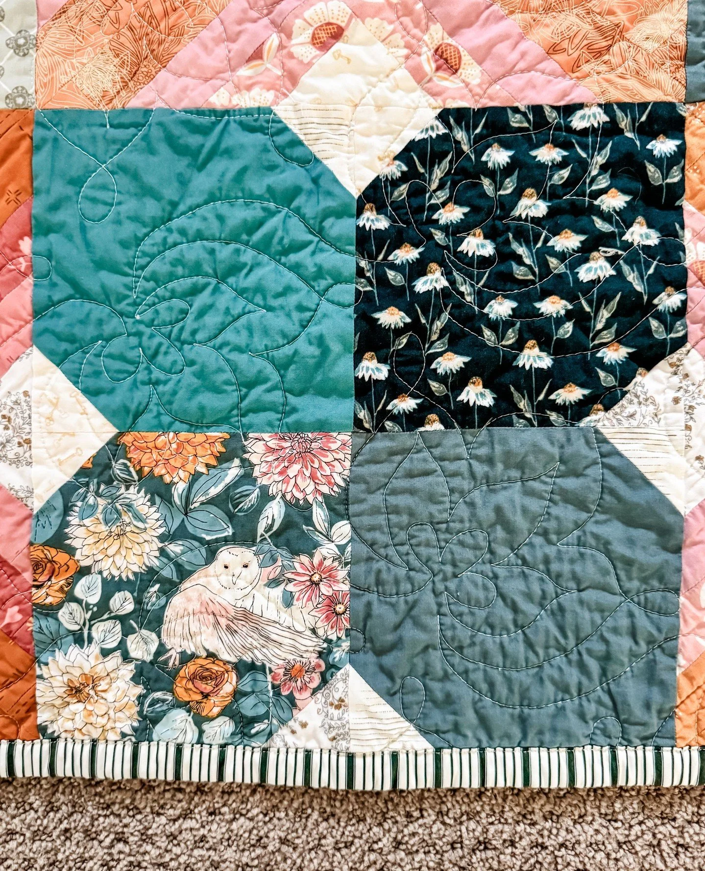 A lot of time went into making sure my Clover and Magnolia Quilt pattern works.⁠
⁠
Not just visually&mdash;but in a way that feels clear and doable when you&rsquo;re actually sitting down to sew. Let me do that hard work so you can enjoy the process!