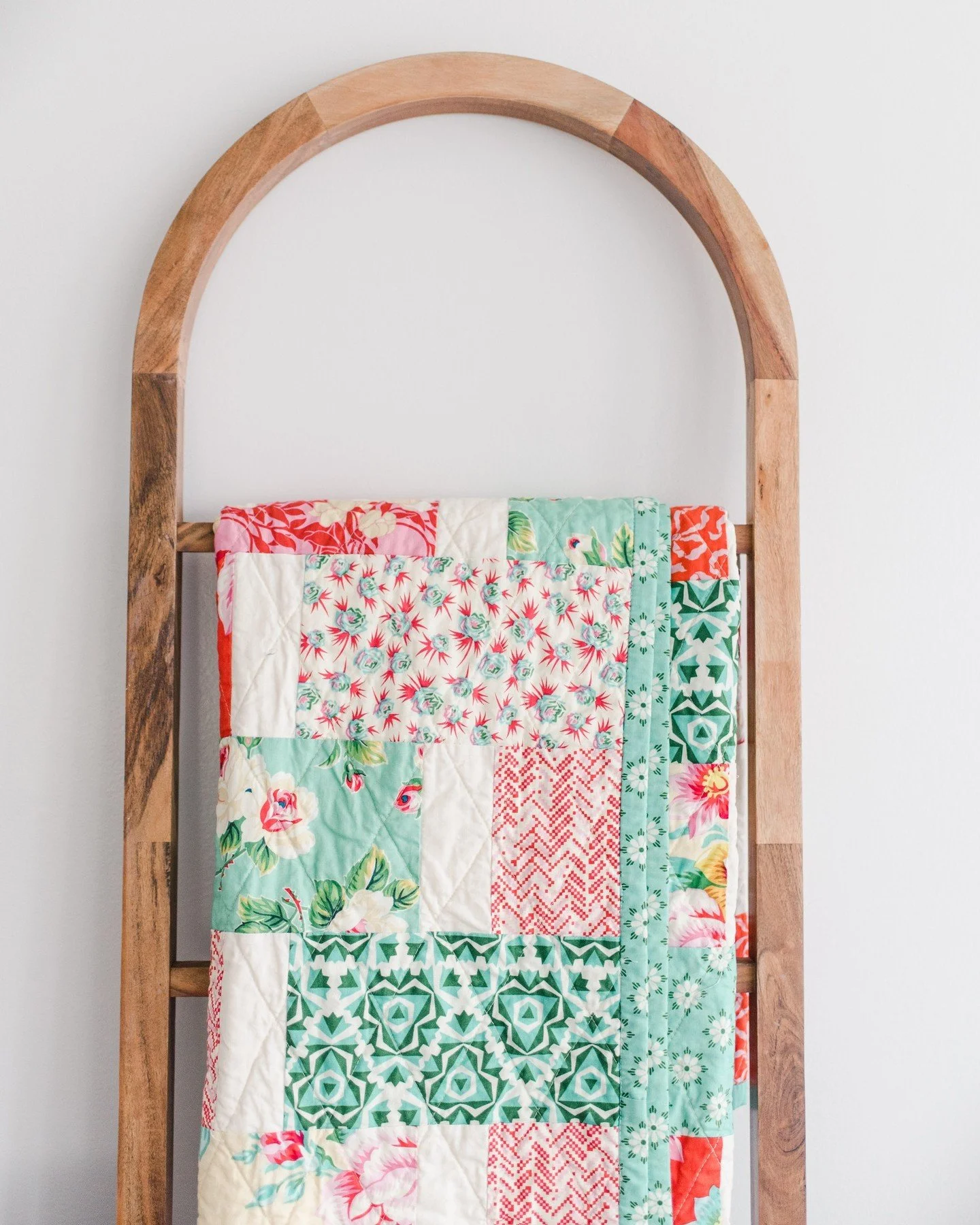 Permission to:
&bull; use the good fabric
&bull; change the pattern slightly
&bull; leave some seams imperfect
&bull; finish late
&bull; make beginner mistakes
&bull; try anyway

That&rsquo;s how people become quilters.

#beginnerquilter #creativecon