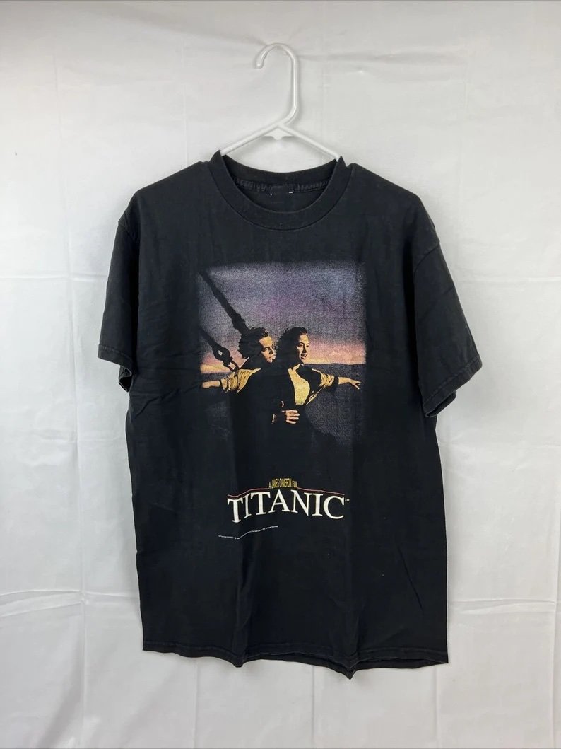 Titanic clothing all￼