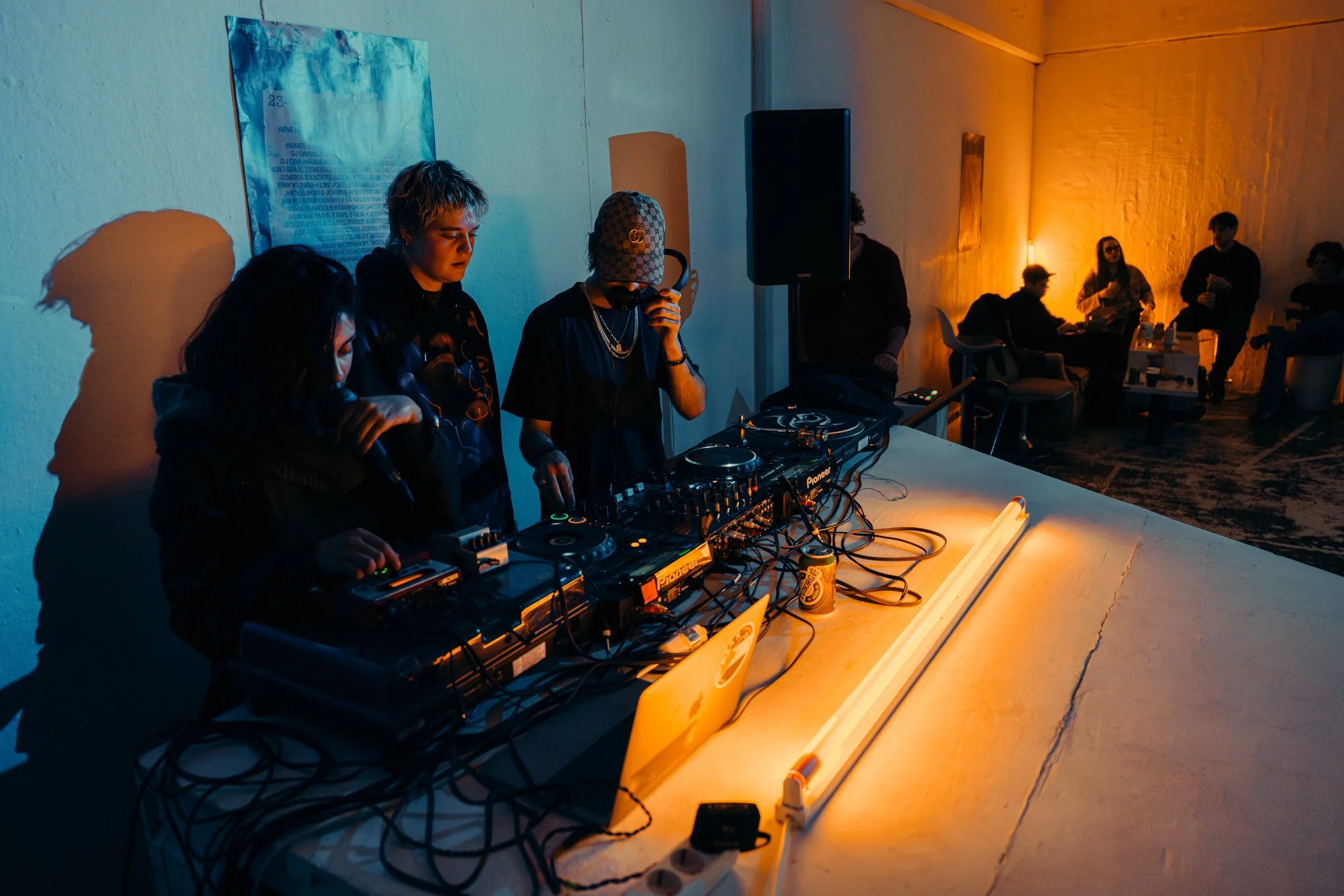 Retreat x Mutant at FRANK (Alexandra Grigorean)