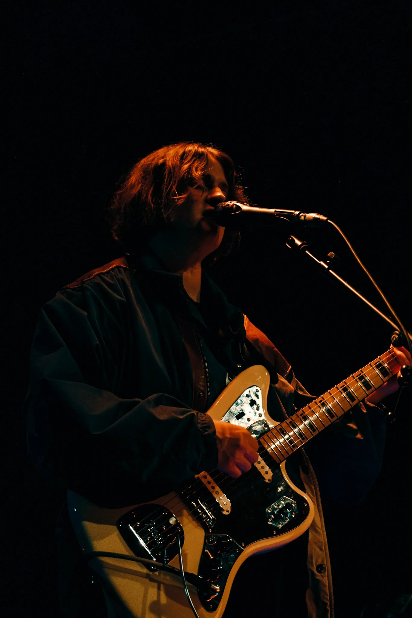Joanne Robertson (Alexandra Grigorean)