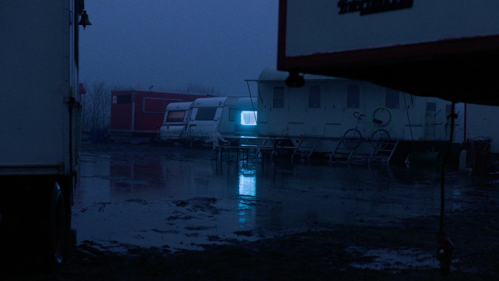 ext cirkus by nat.jpg