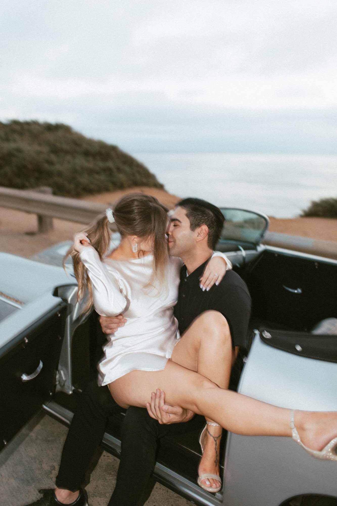 Sunset Cliffs Vintage Car Engagement — Jess Living Photo