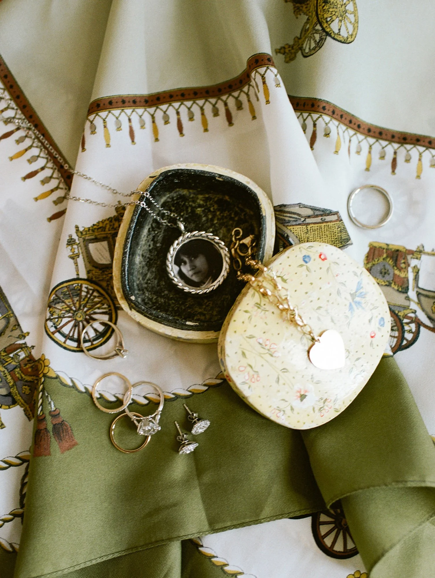 kennebunk-maine-wedding-only-film-wedding-photos-jesslivingphoto-110.jpg