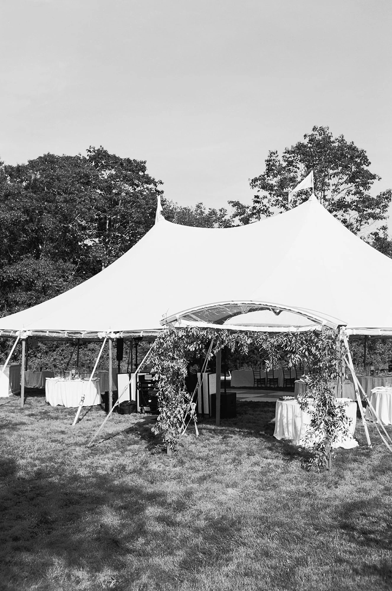 kennebunk-maine-wedding-only-film-wedding-photos-jesslivingphoto-93.jpg