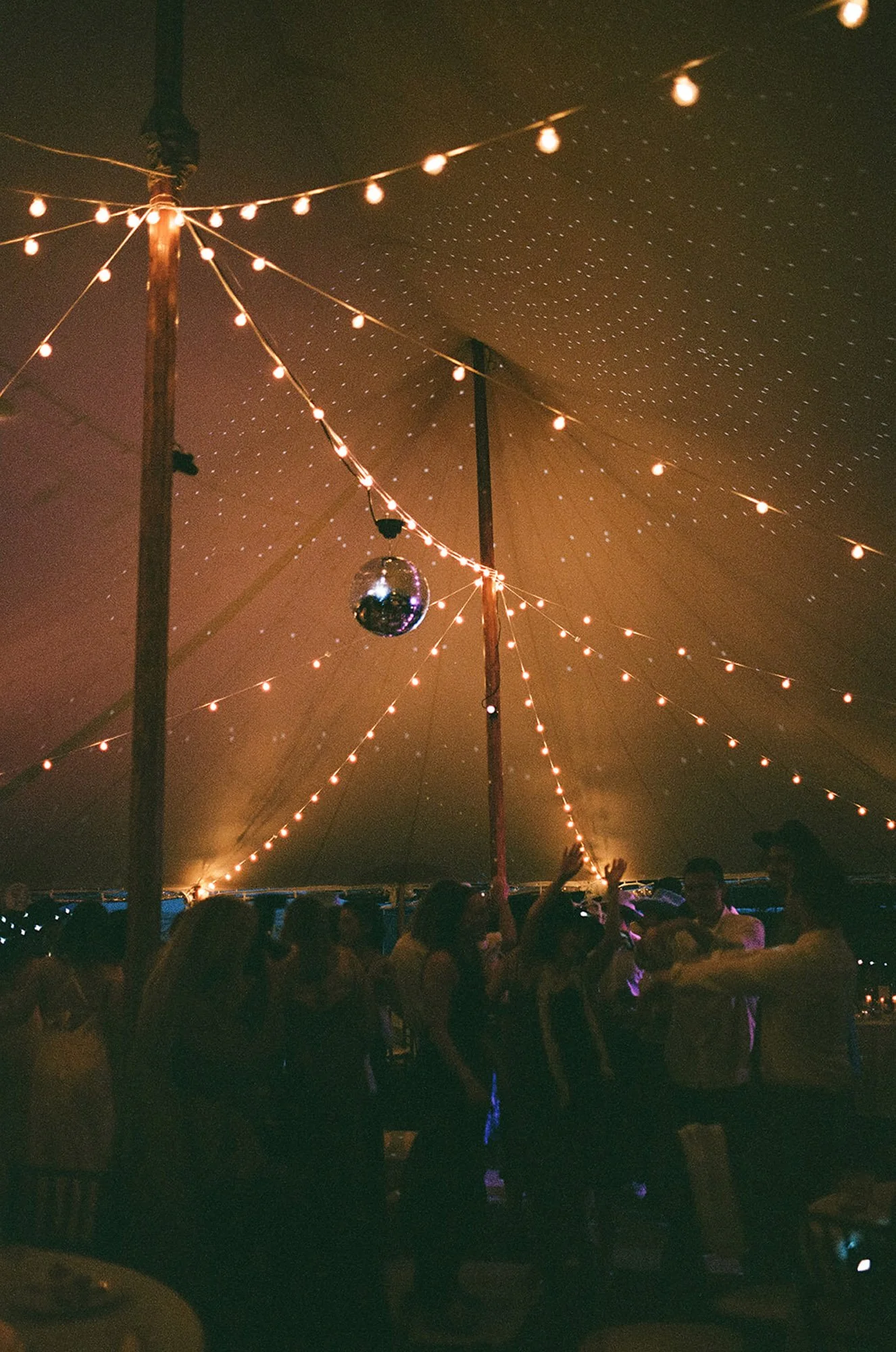 kennebunk-maine-wedding-only-film-wedding-photos-jesslivingphoto-176.jpg