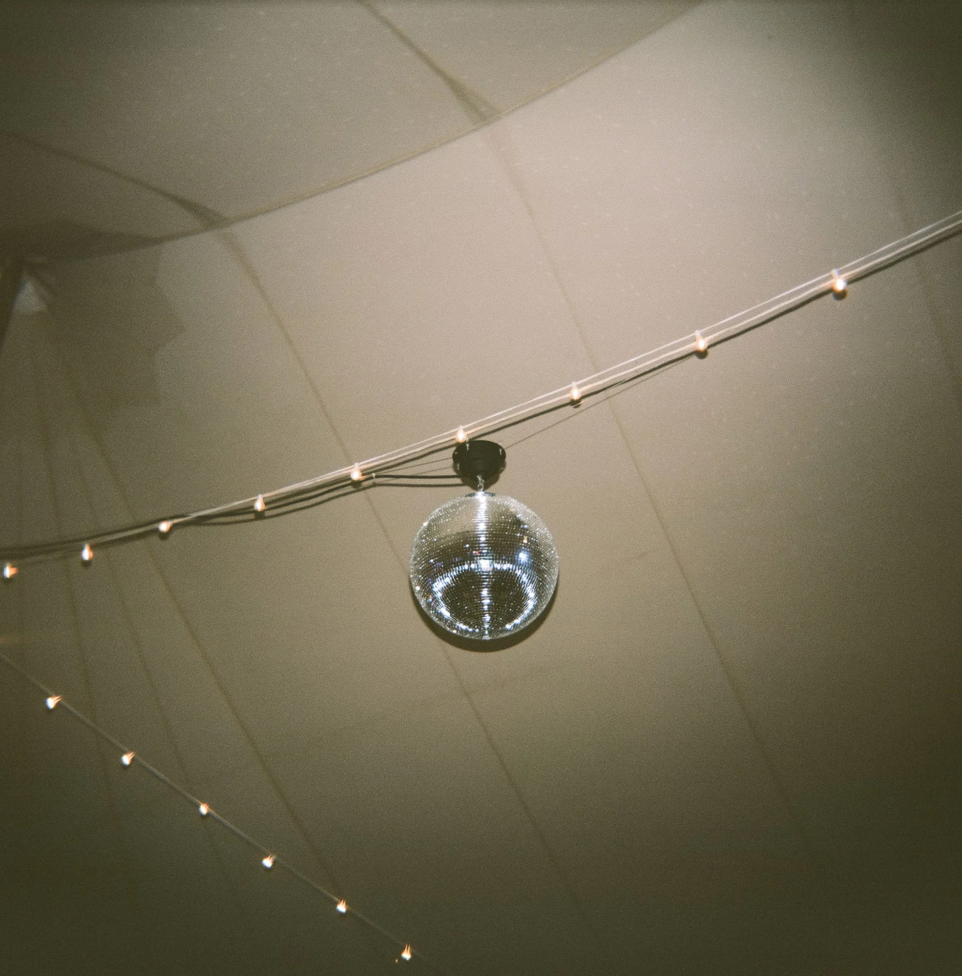 kennebunk-maine-wedding-only-film-wedding-photos-jesslivingphoto-177.jpg