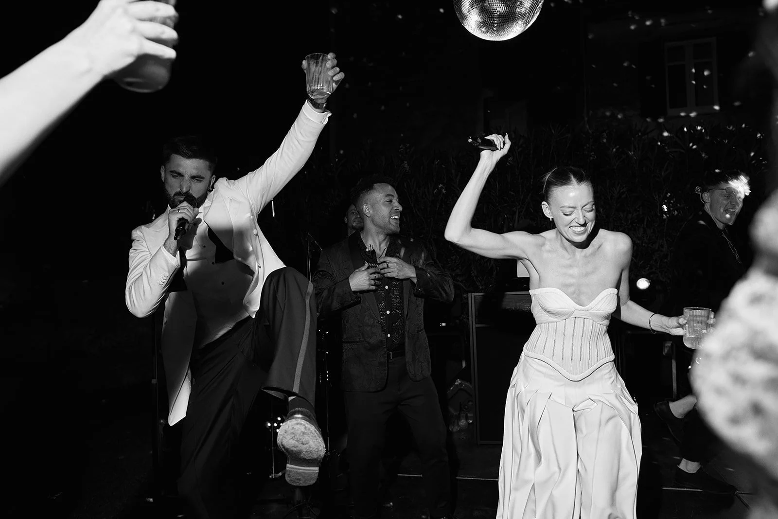 MEGAN_OLLY_WEDDING_TEASER_BENJAMINWHEELER_052.jpg