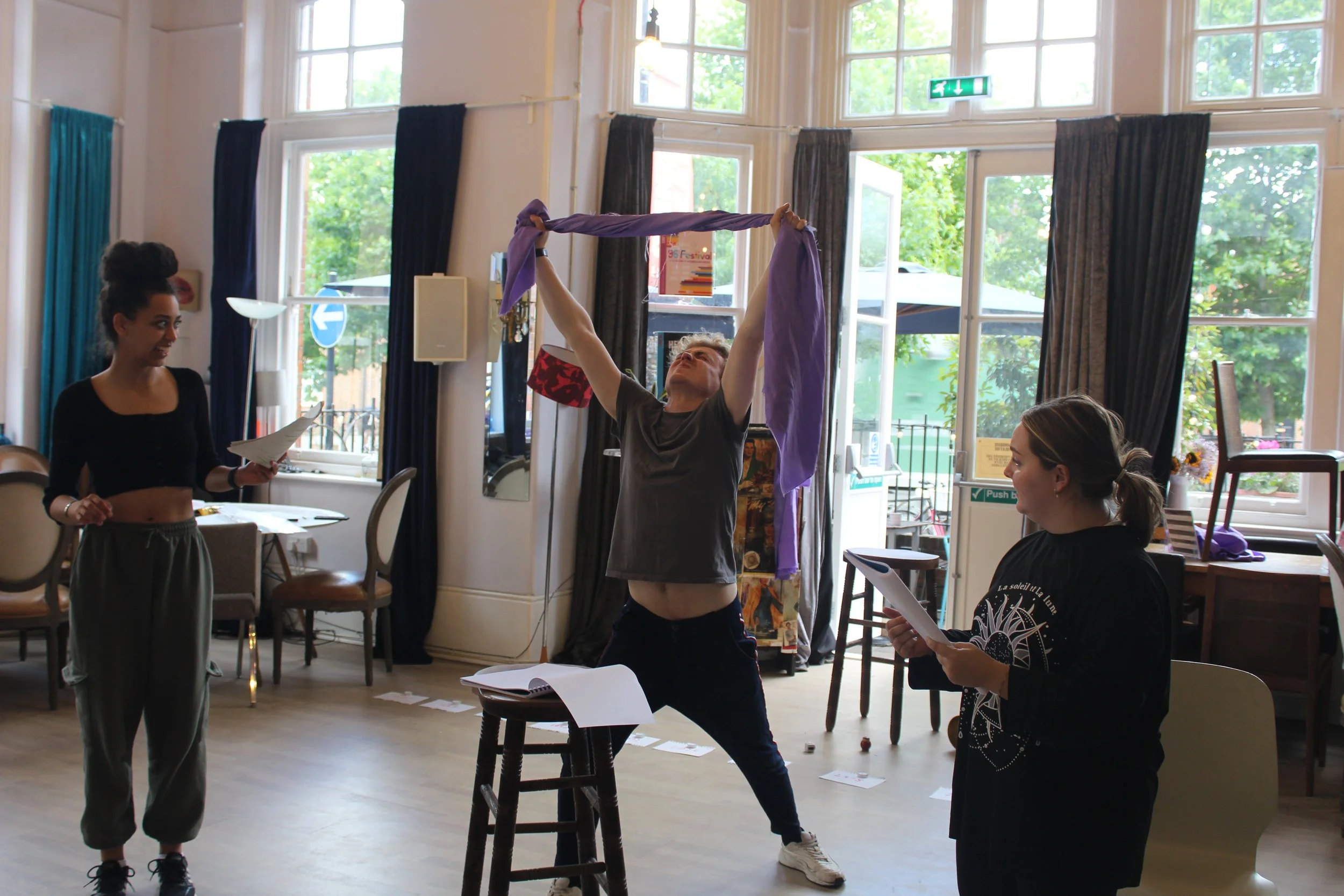 Eleni Papaioannou, James Chetwood and Scarlett Simmons, Omnibus Theatre 2022