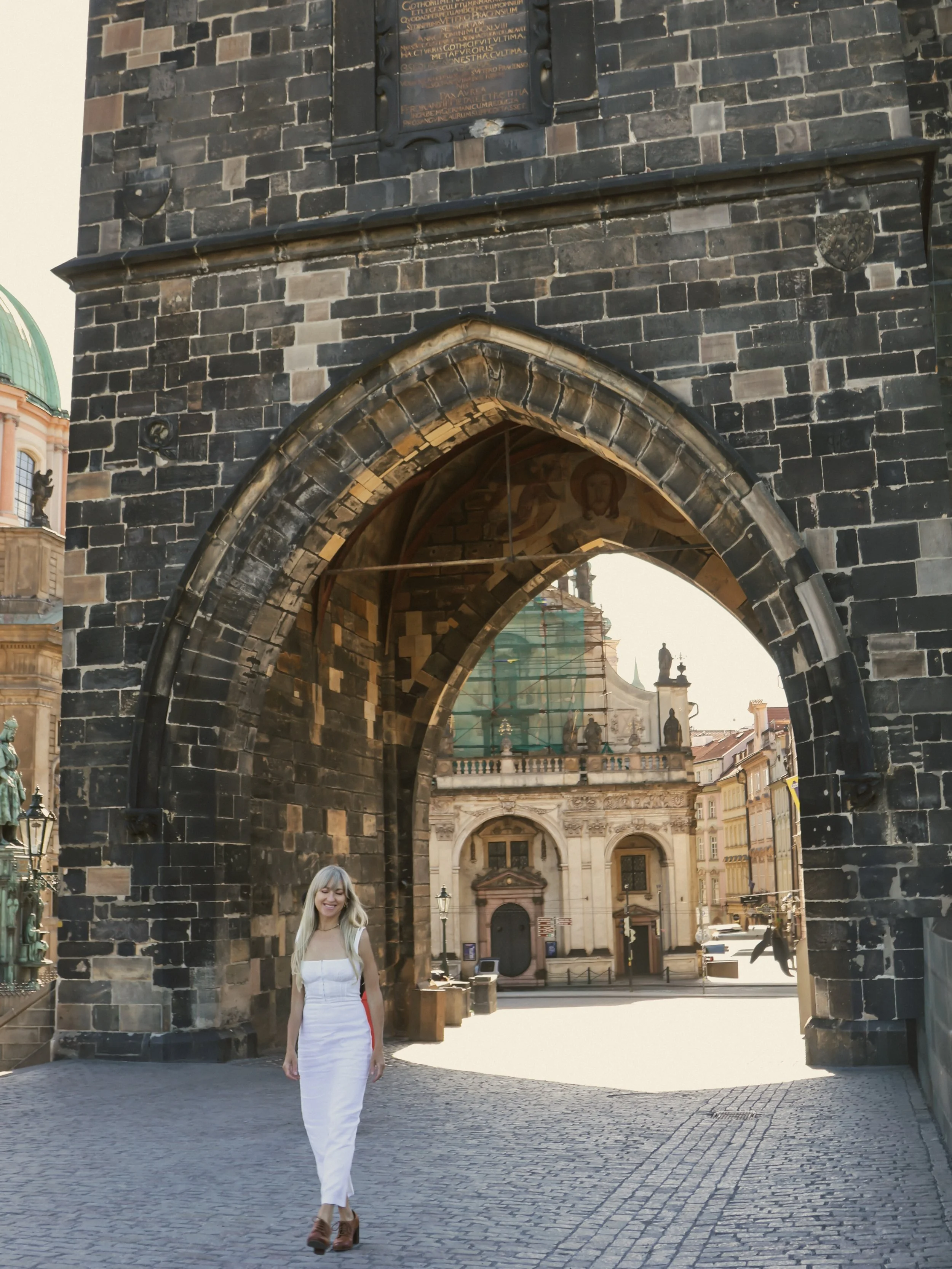 🕊️Early morning stroll in Prague&hellip;beautiful time of year!