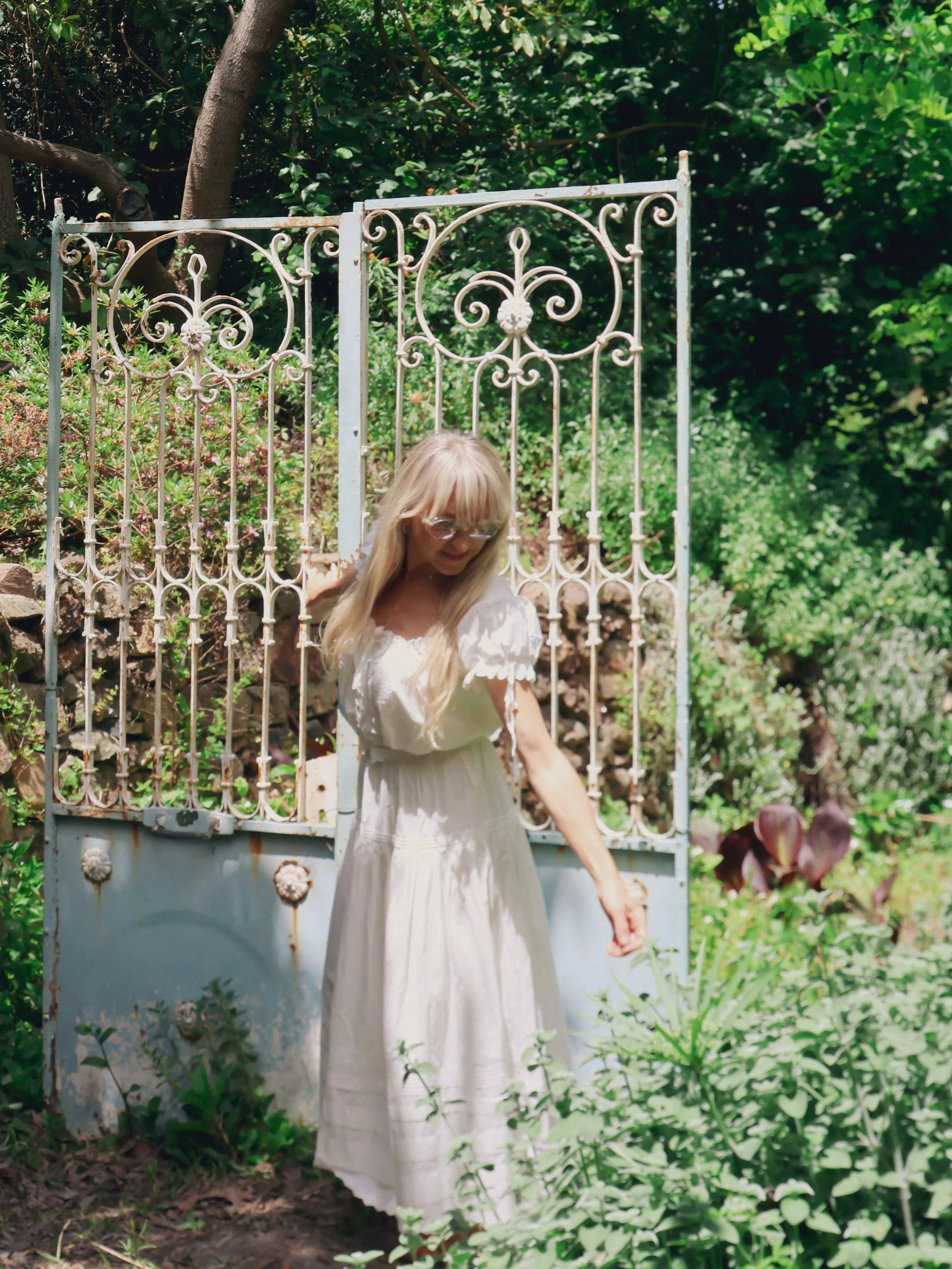 Enchantment in the garden&hellip;floral beauty in Crete, Greece.🦋🥀✨🌷🕊️ #floralchemy #crete #greece