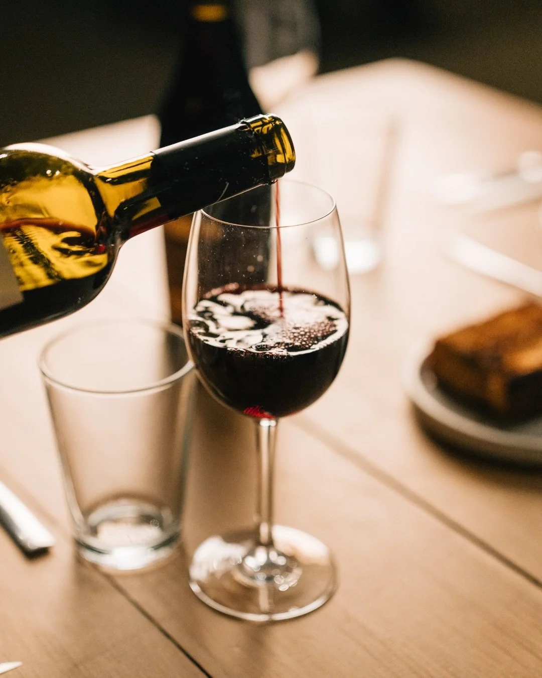 Simply stunning, from first plate to last bite.

Even a set lunch becomes something special when every element is given the same care and attention. Beautifully presented dishes, generous sides that are made to be shared, and flavours that speak for 