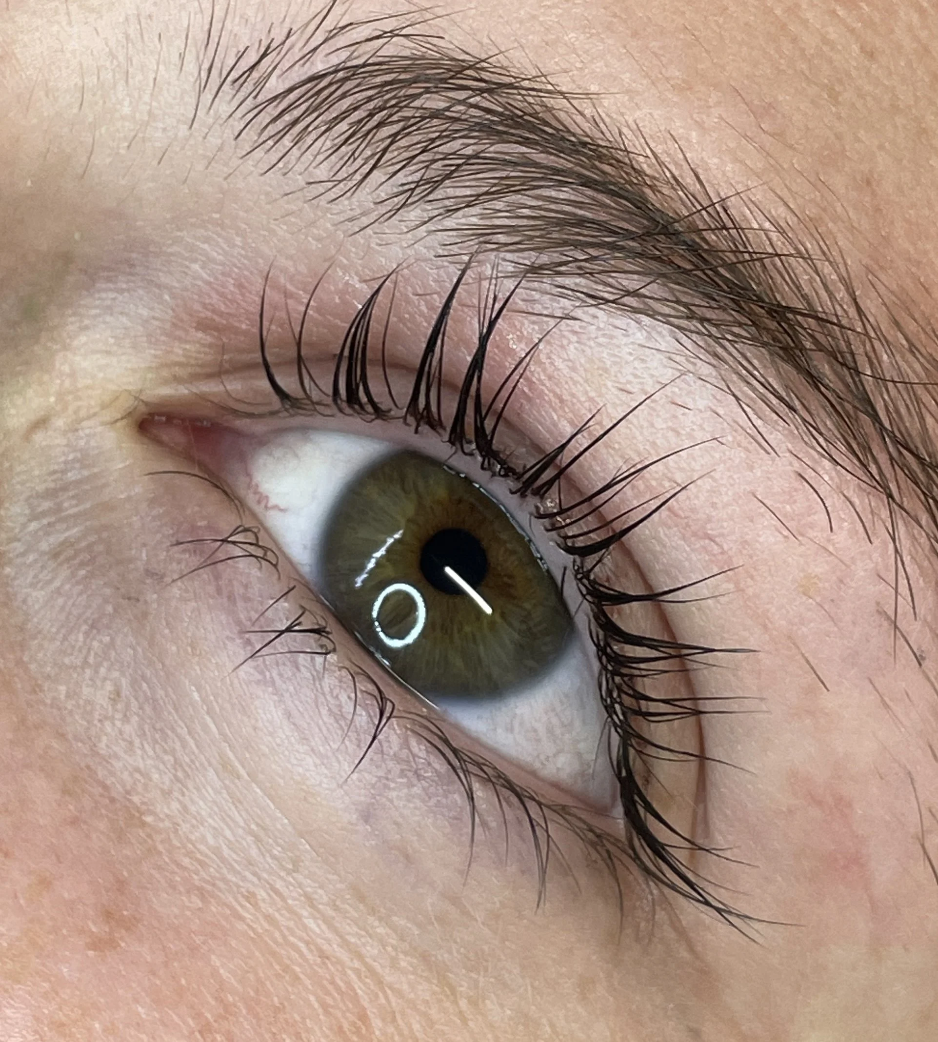 Natural lash lift