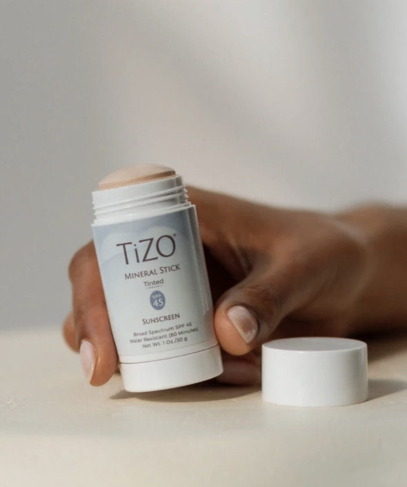 Mineral Stick Tinted – TIZO.png