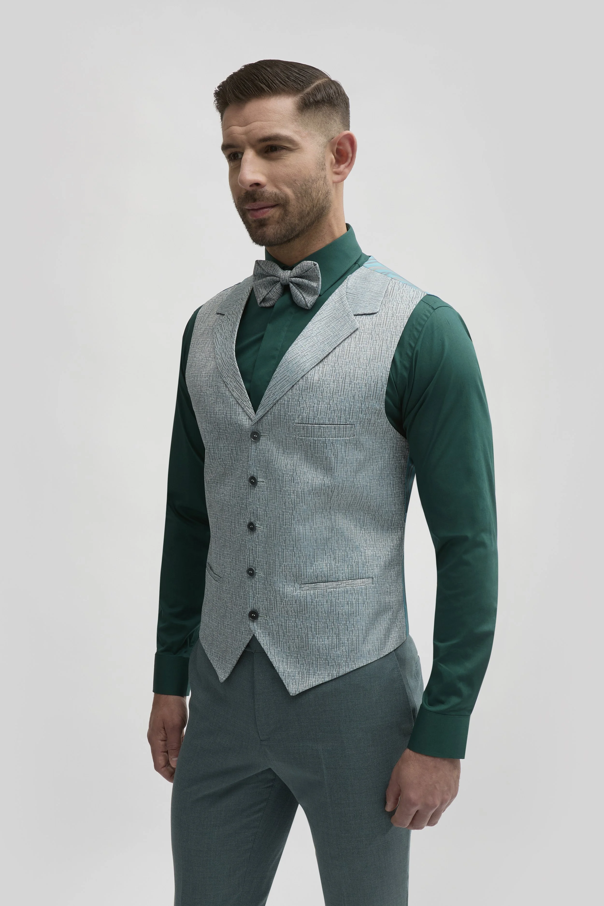 LOOK 3_1.jpg