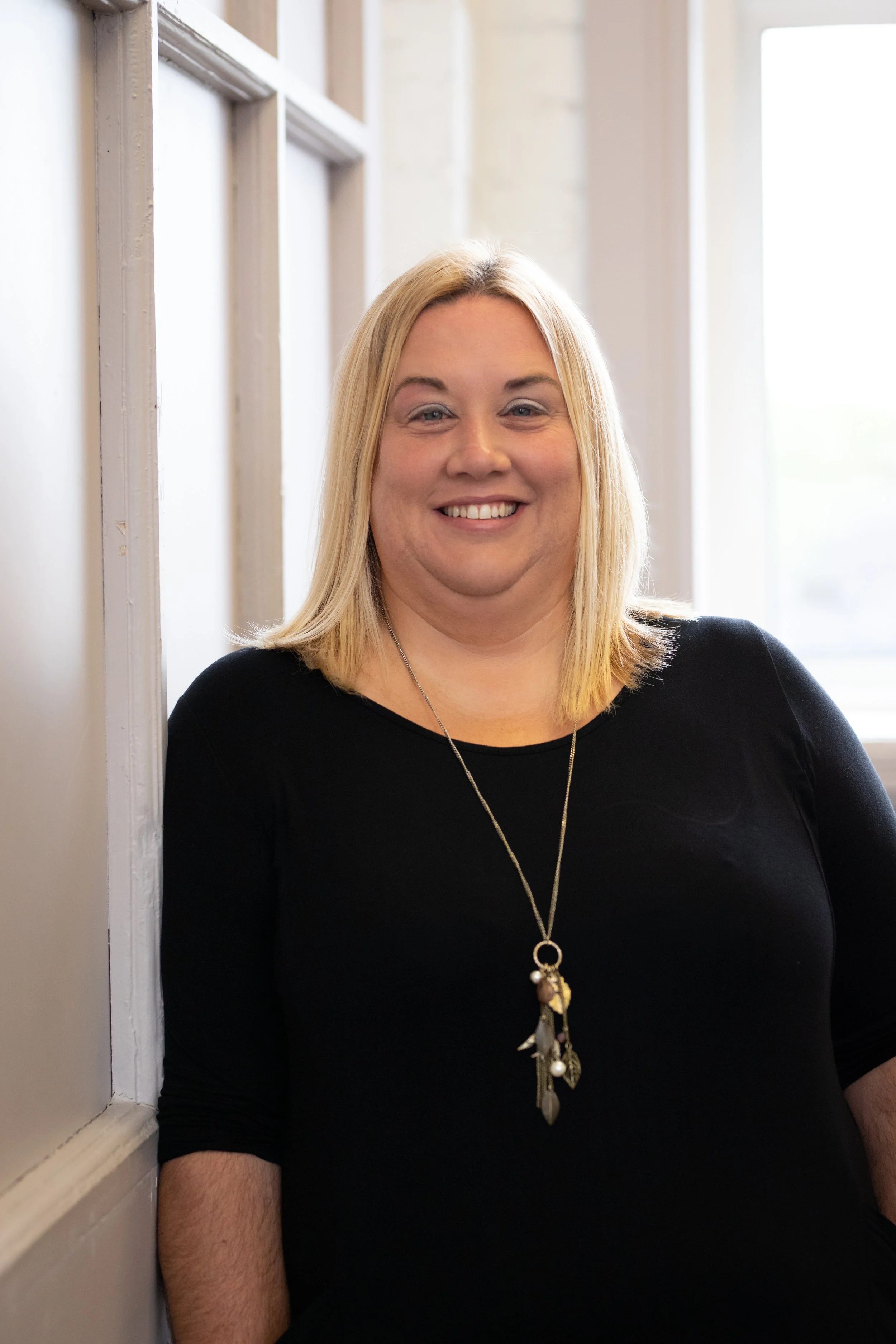 ANNA VOLLANS PICTURE.jpg