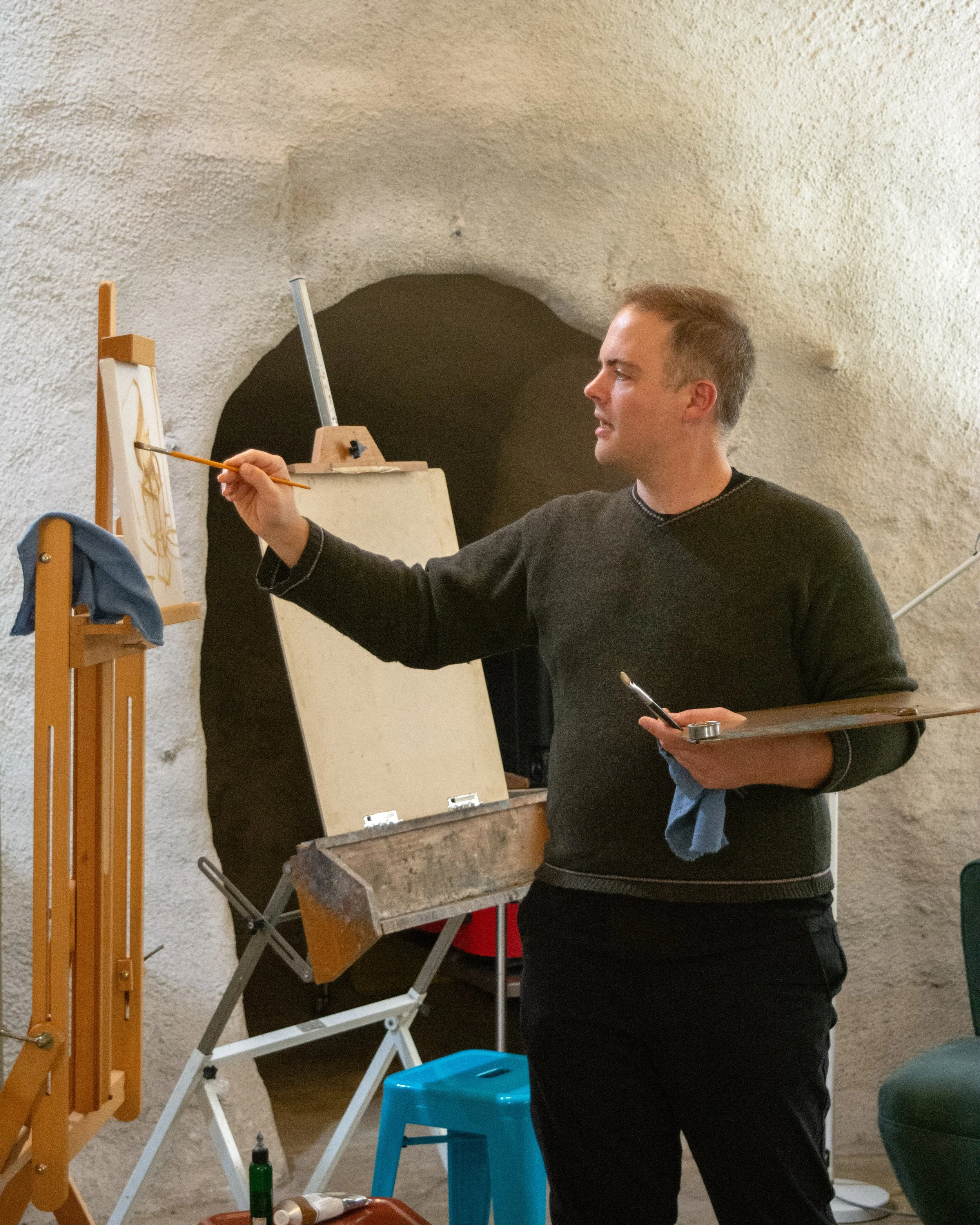 Douglas Pendleton working and painting in Door County at the Dome House Artist Residency 