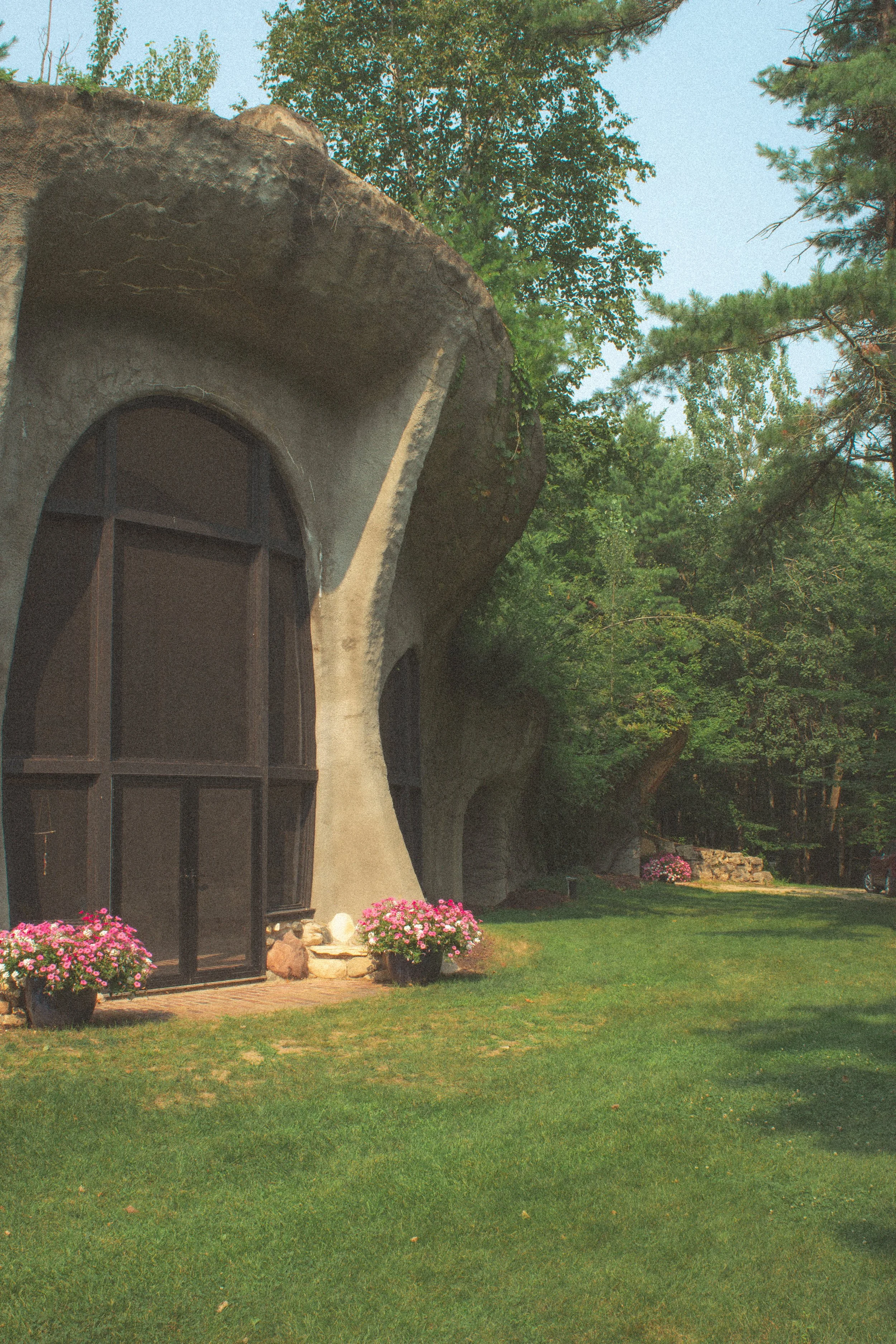 Domehouse-outside-1-FW.jpg