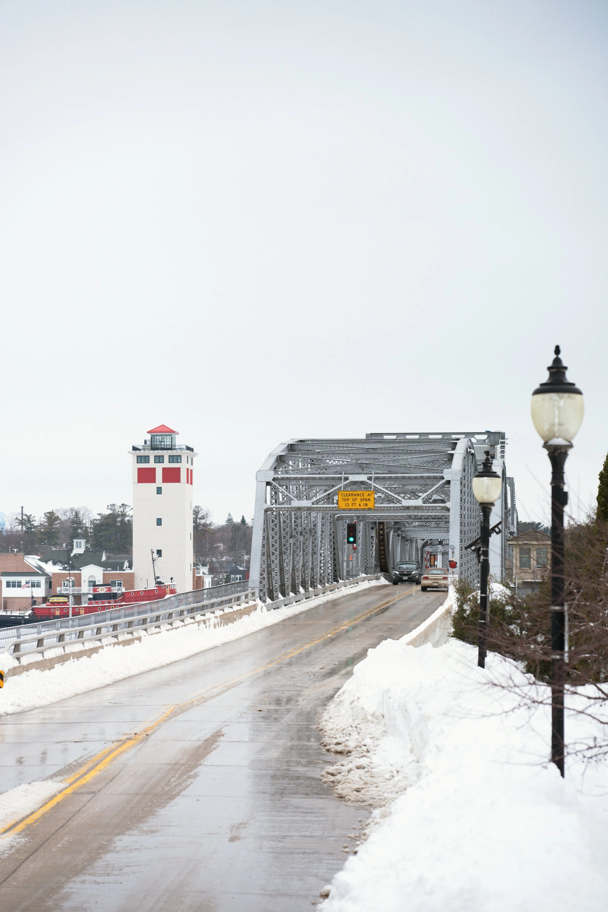 Snow-bridge-fw.jpg