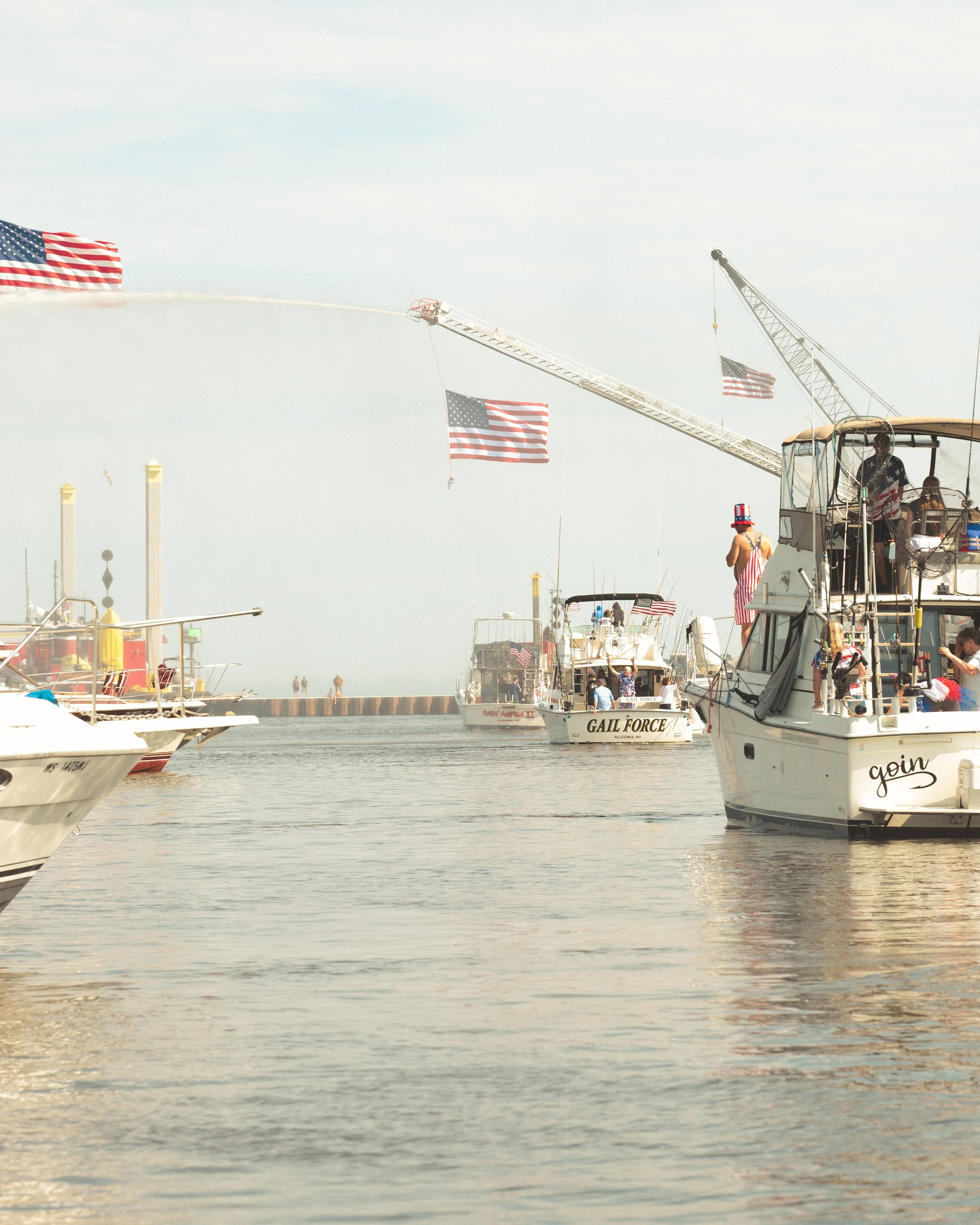 Americandudeonboat-FW.jpg