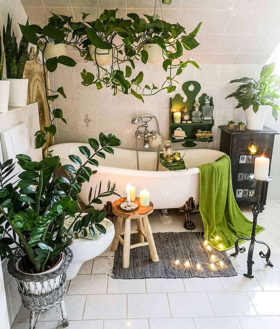 Goals! ​​​​​​​​
.​​​​​​​​
A total vibe and I'm so in love. ​​​​​​​​
.​​​​​​​​
#plantmom for life! ​​​​​​​​
.​​​​​​​​
.​​​​​​​​
.​​​​​​​​
.​​​​​​​​
 #plantlife  #doctorgreenthumb #herbalhealing #life #bloom #homeopathic #motherearth #naturesmedicine #