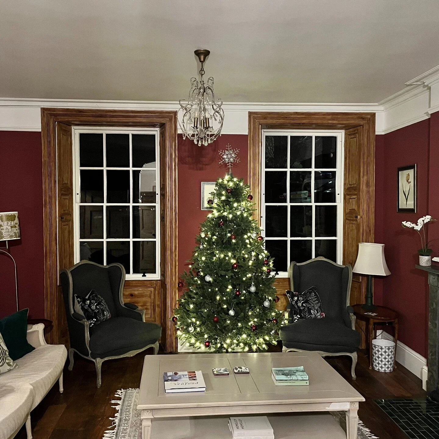 Happy Christmas from us all at Court House in Blockley.
#blockley #cotswolds #holiday #weekendaway #weekend #village #villagelife #historic #holidaylet