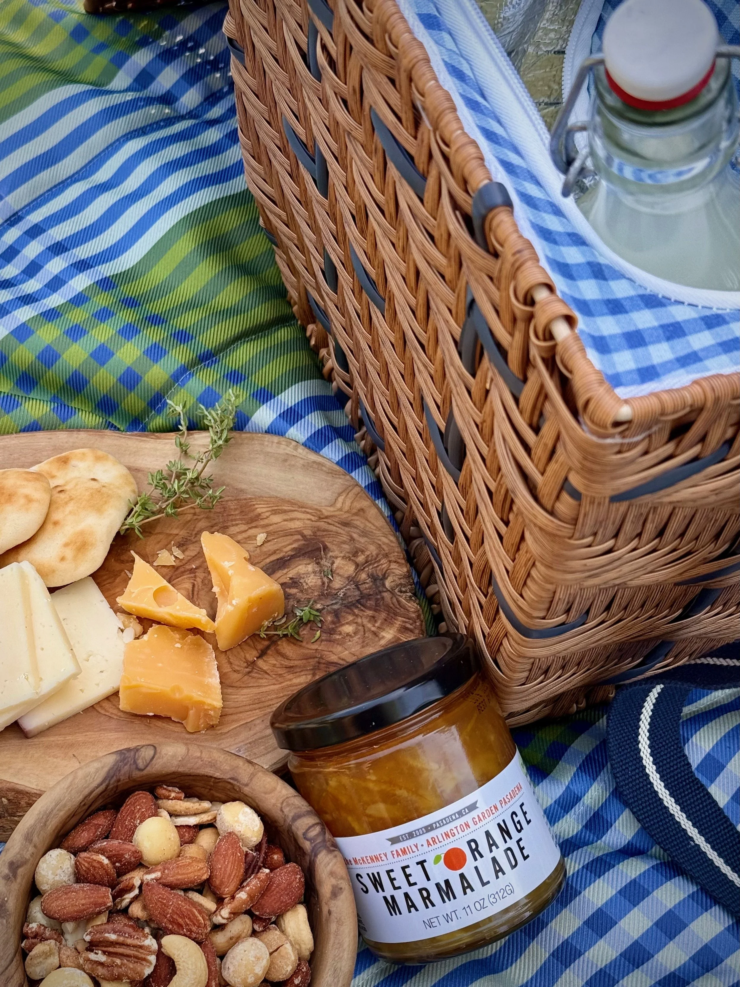 The Gamble House Oak Haven Bungalow Picnic basket charcuterie_The Olive Jar Airbnb Welcome Baskets Blog.jpeg