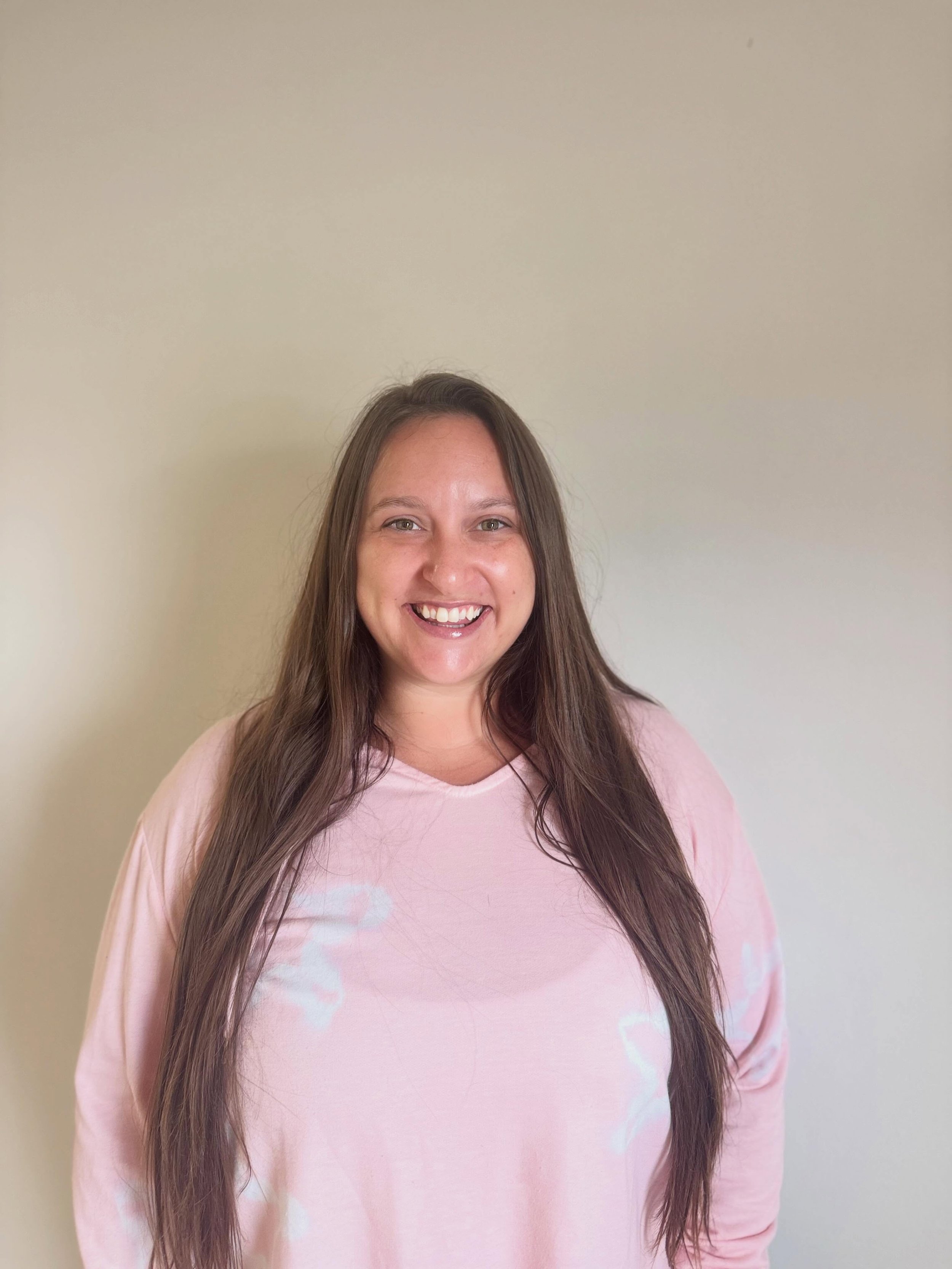 Introducing Marissa✨🤍

Somewhere in the sweet space of my very first savasana I knew I was home. The inclusion of breath was the element that granted me freedom to navigate deeper into my spirituality and acted as the catalyst for my curiosity. I tr