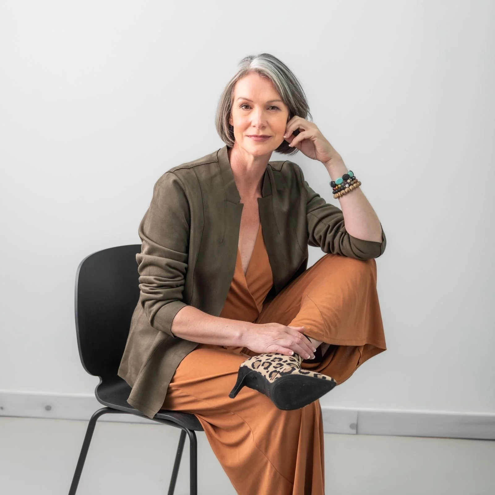 Emma Hull, certified life coach for women, offering calm and supportive guidance