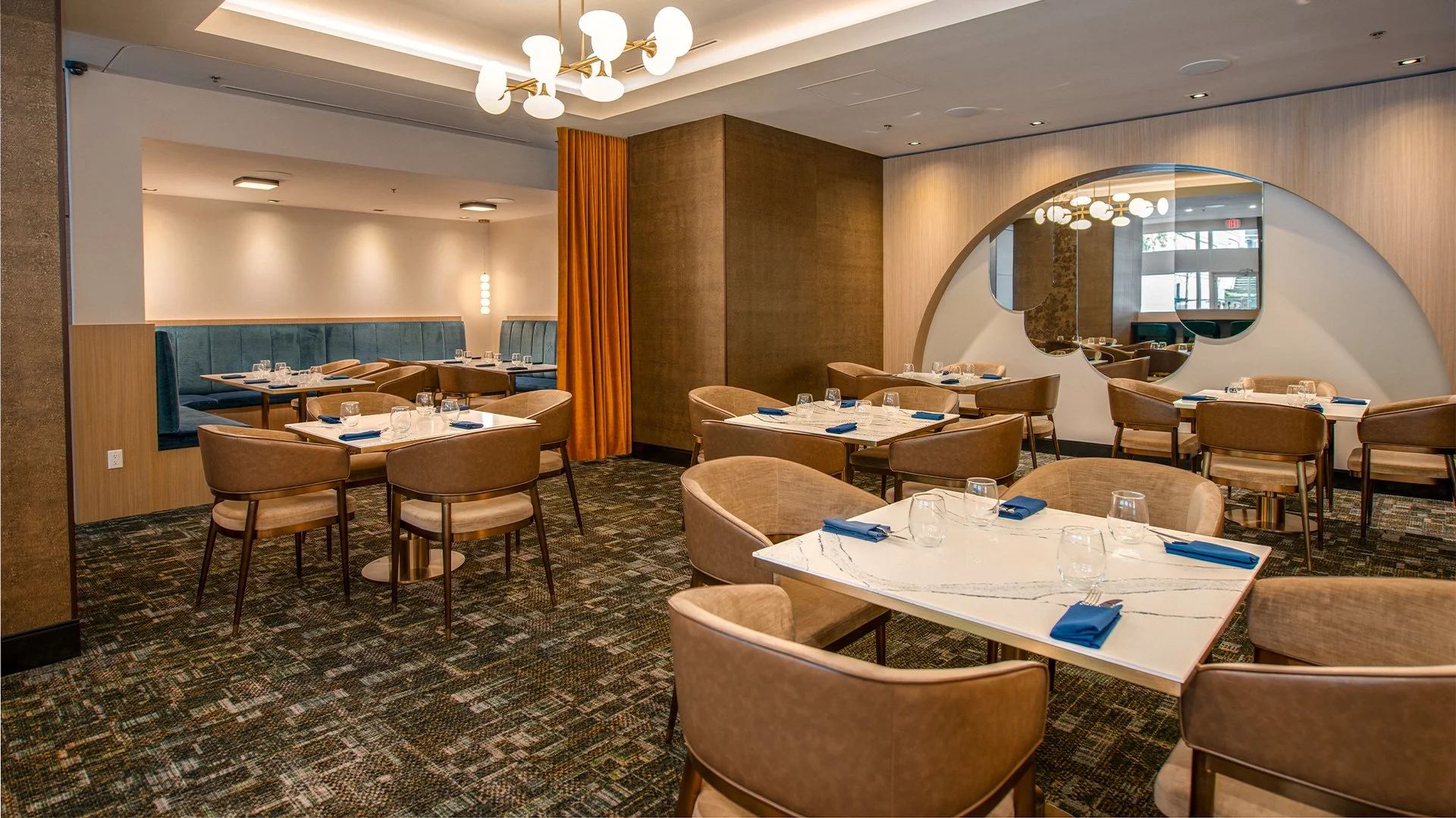 Prestons_upperlevel_Dinner-setup.jpg
