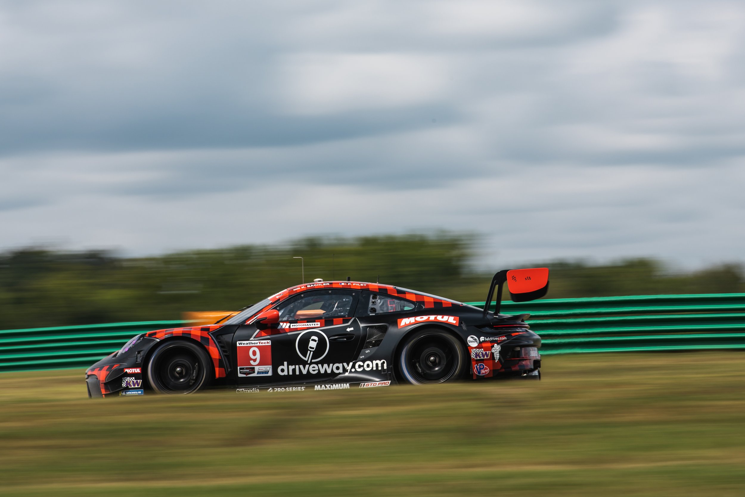 20230827_IMSA_Road America_Lenssen Photo_68728.jpg